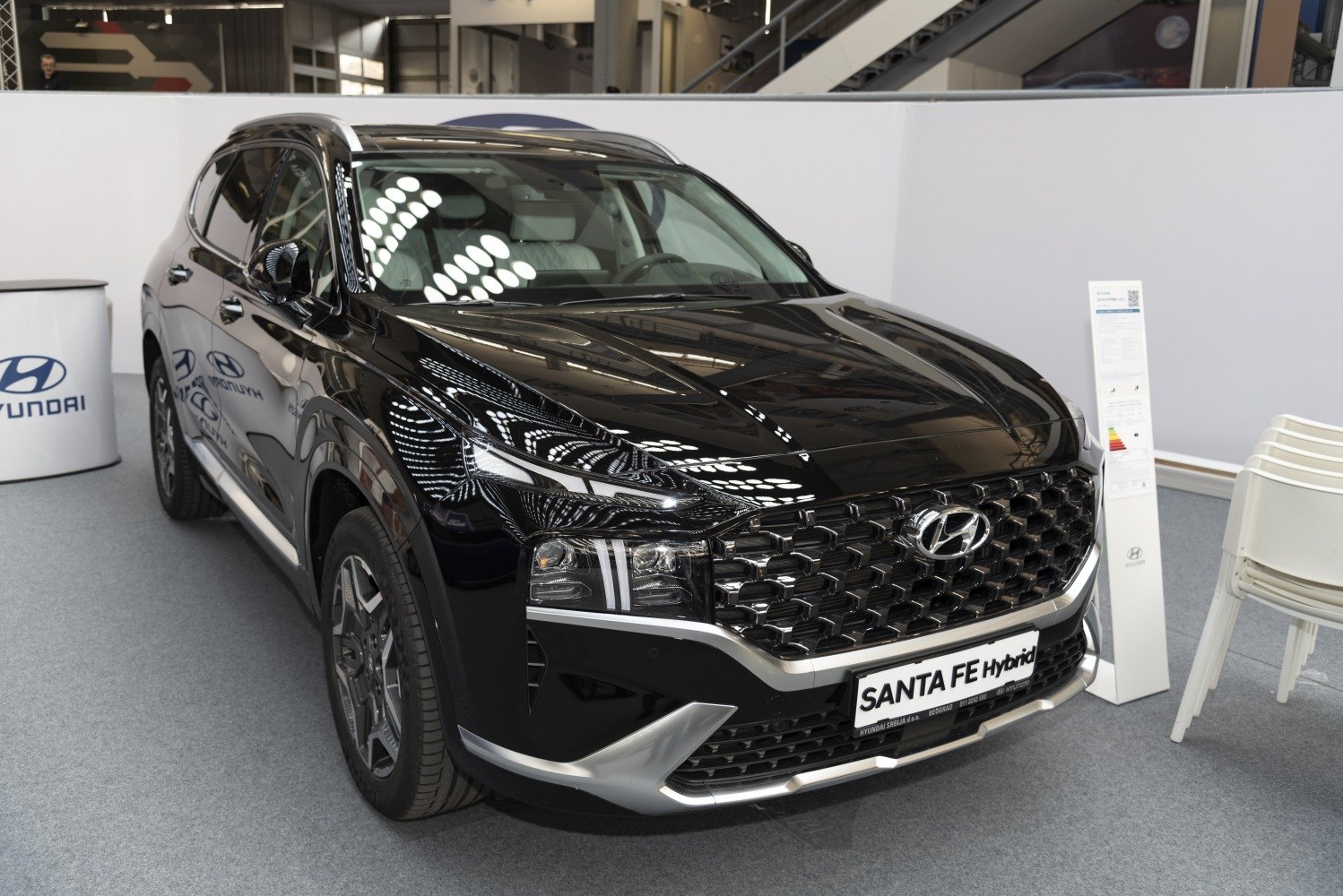 Front view of hybrid SUV with distinctive grille and headlights