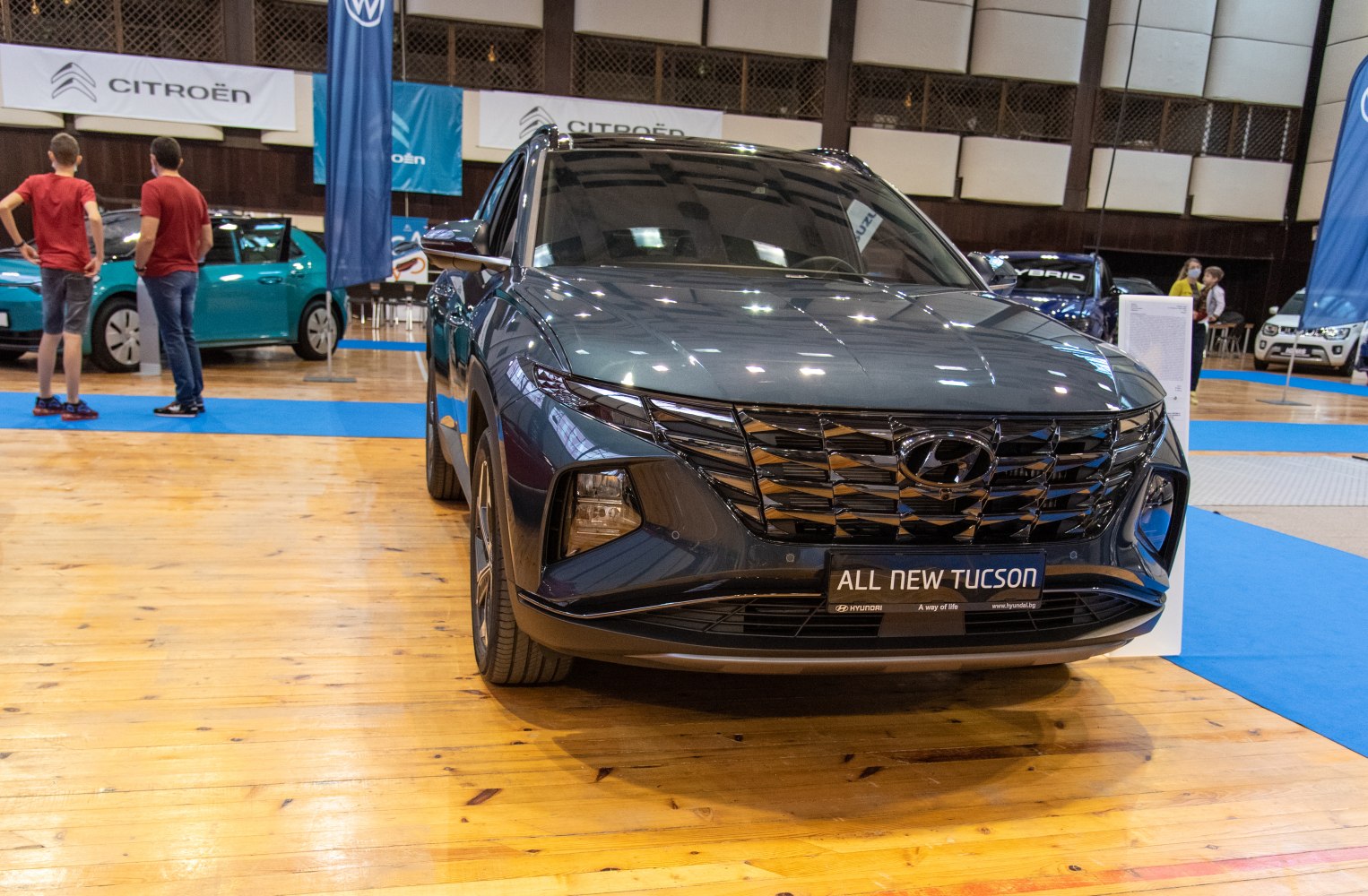 Front grille and sleek headlights of an SUV