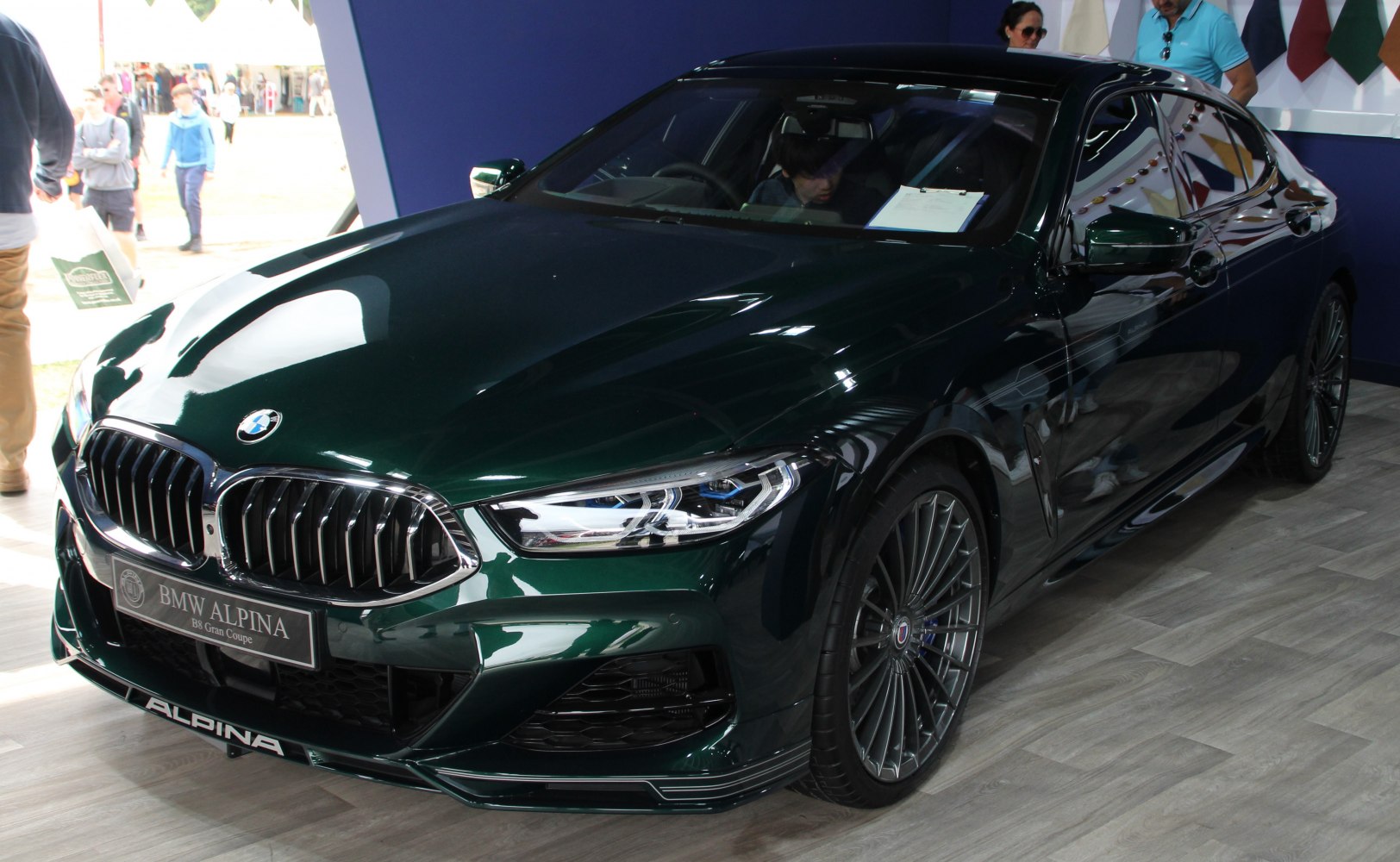 Front view featuring kidney grille and multi-spoke Alpina wheels