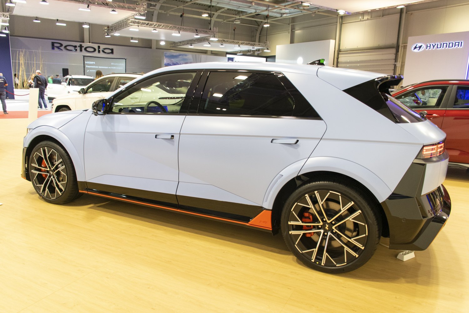Electric crossover with angular design and distinctive black alloy wheels