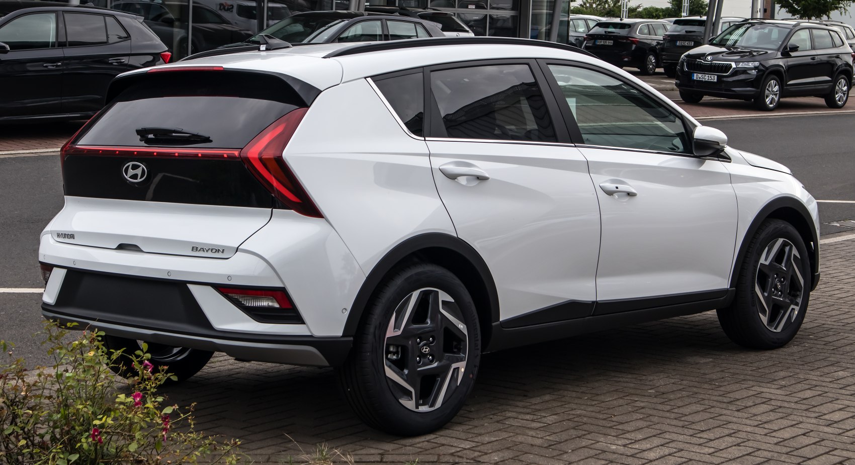 Rear and side view with distinctive LED taillight and alloy wheel designs