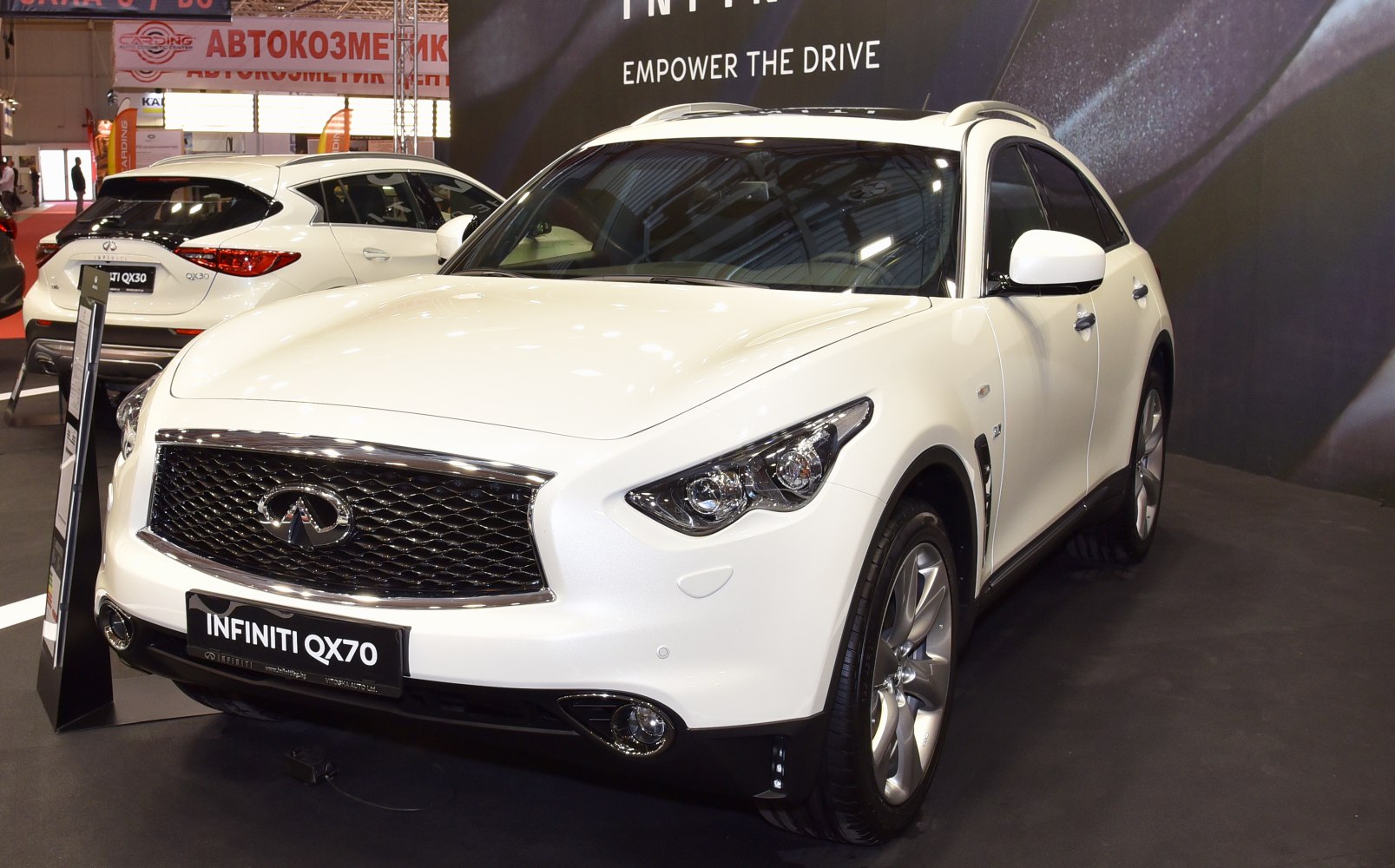 Front grille and headlights of a luxury SUV