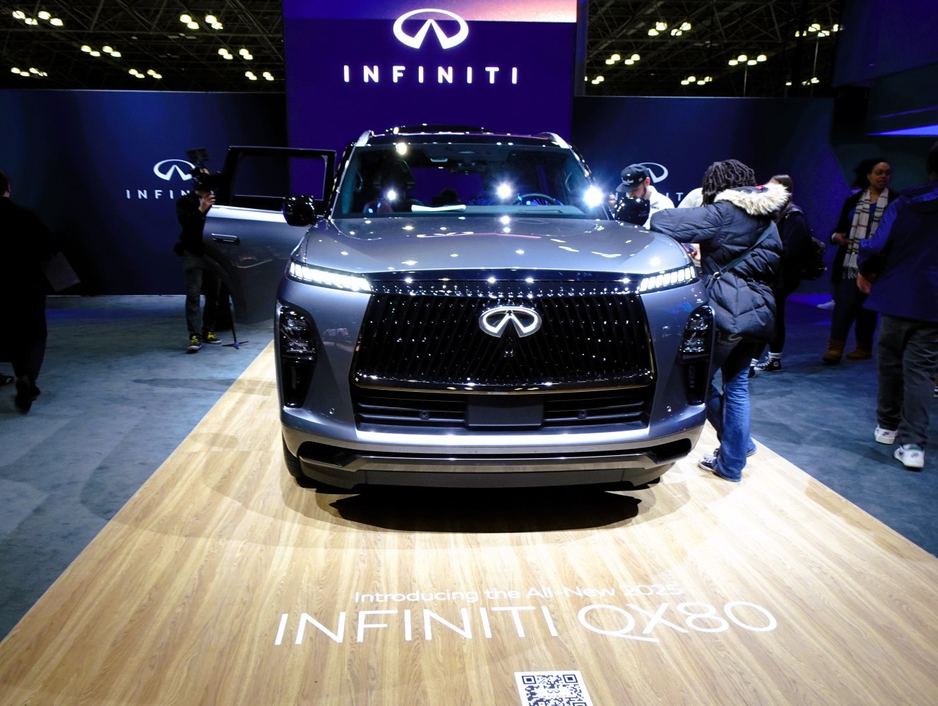 Bold front grille and LED headlights of a luxury SUV