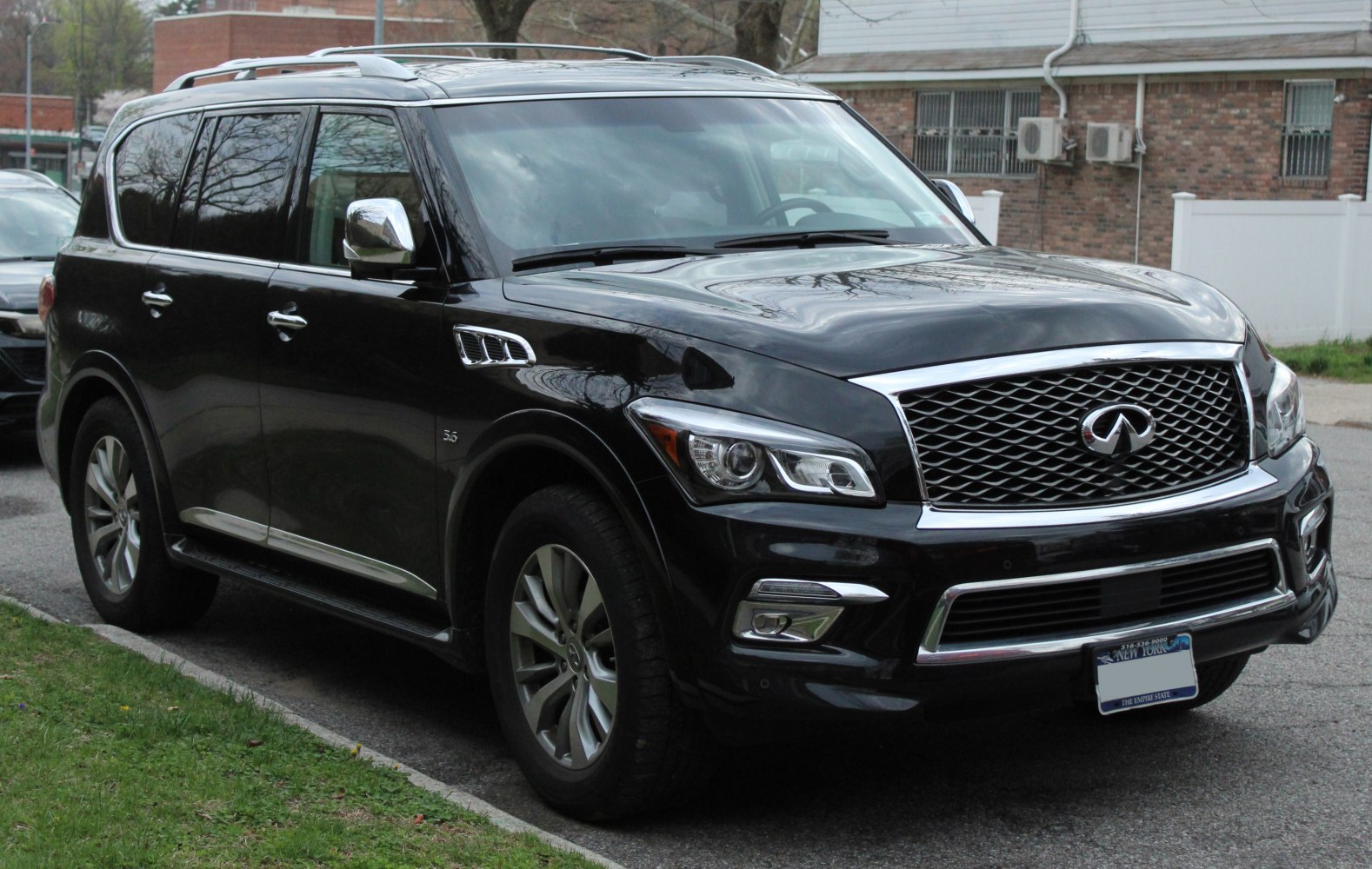 Full-size SUV with chrome grille and LED headlights
