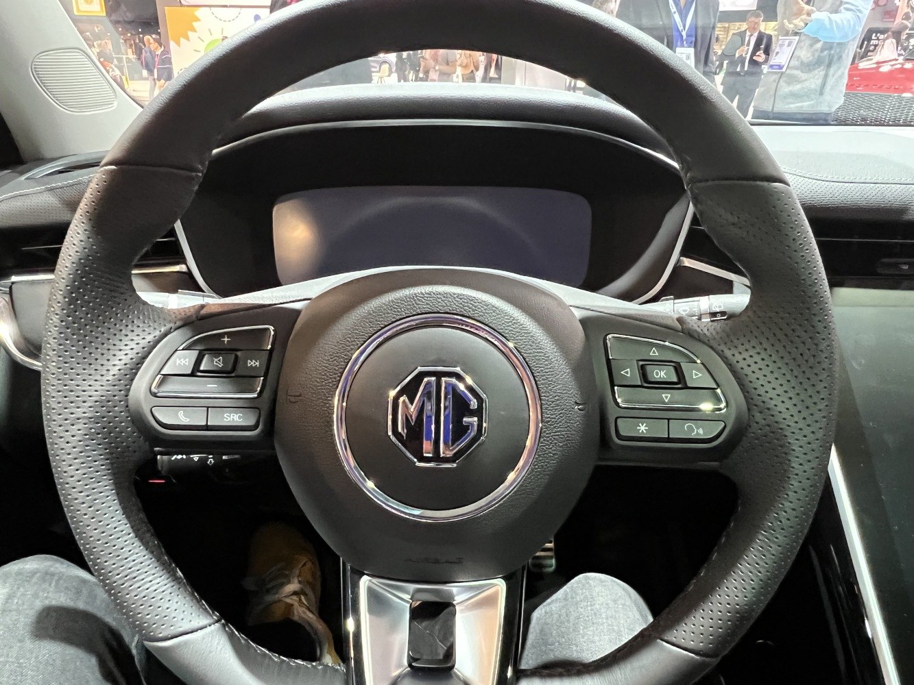Multifunction steering wheel with digital instrument cluster.