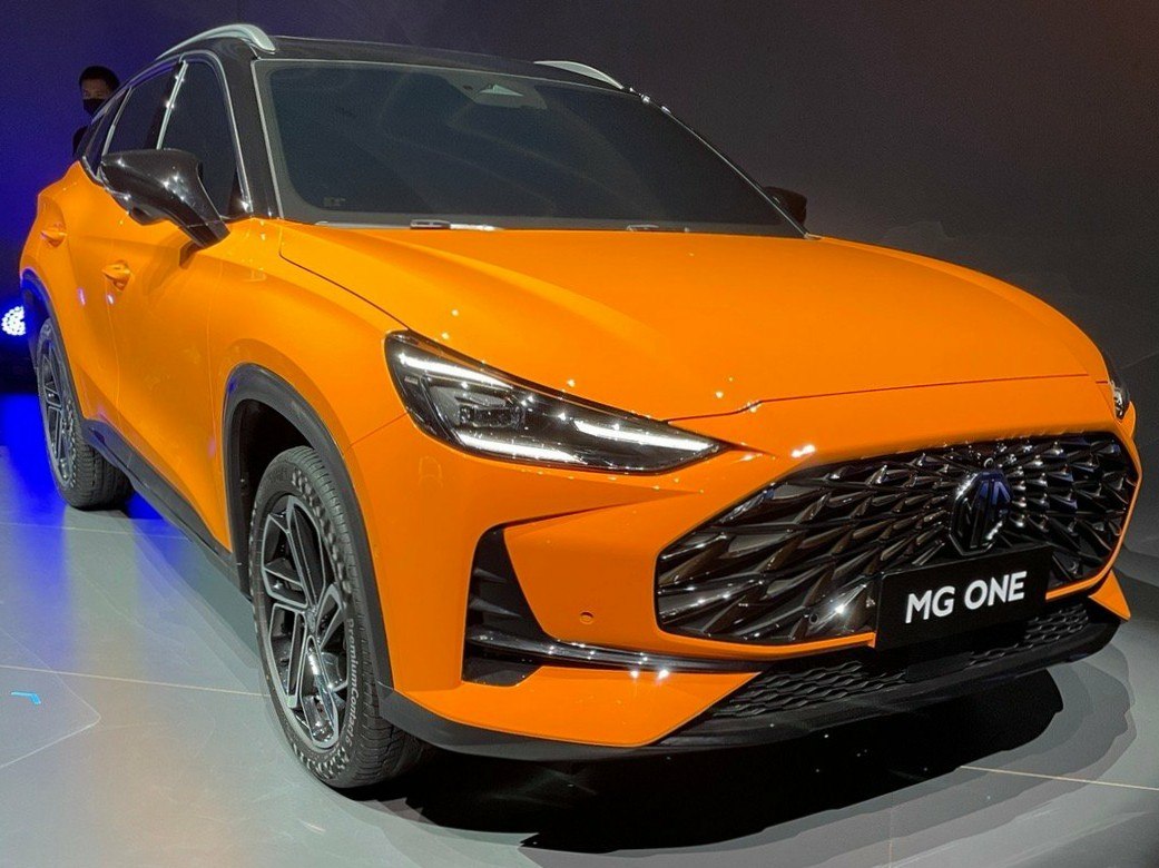 Bold front grille and sleek LED headlights on a compact SUV