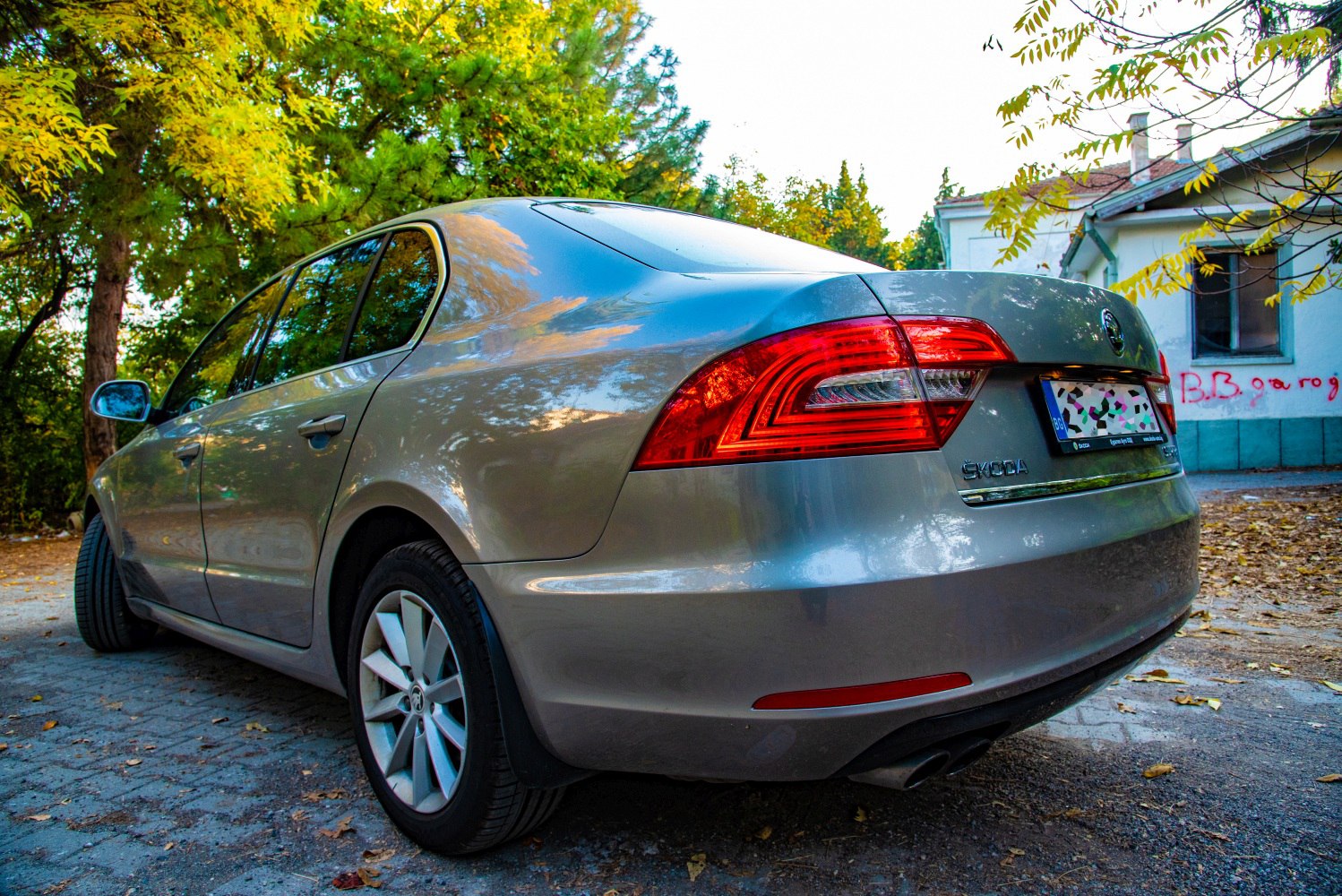 Rear three-quarter view with LED taillights and alloy wheels