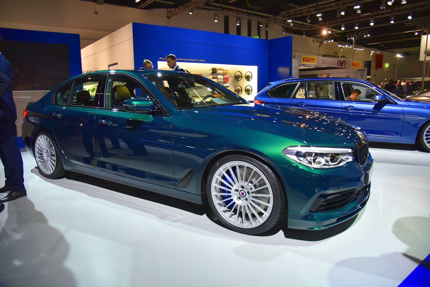 Sedan with multi-spoke alloy wheels and aerodynamic exterior design