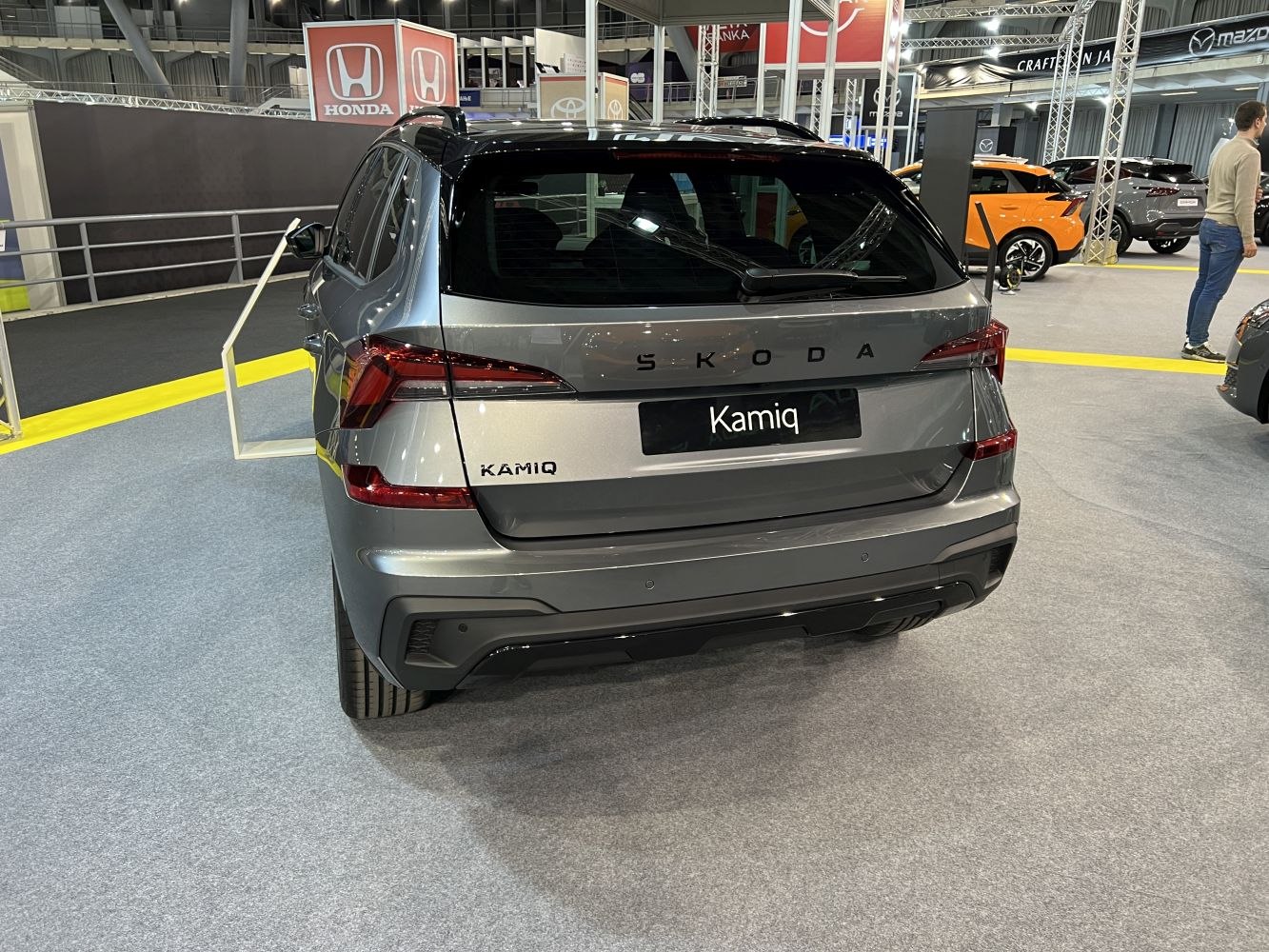 Rear view of SUV with distinctive LED tail lights and modern tailgate design
