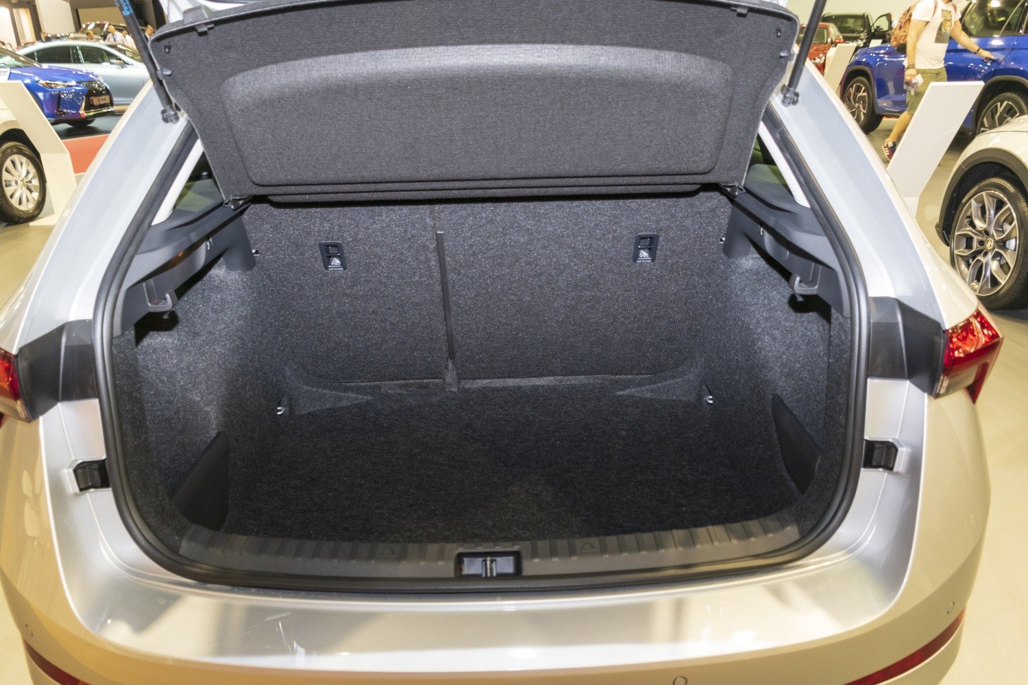 Spacious hatchback trunk interior with open lid