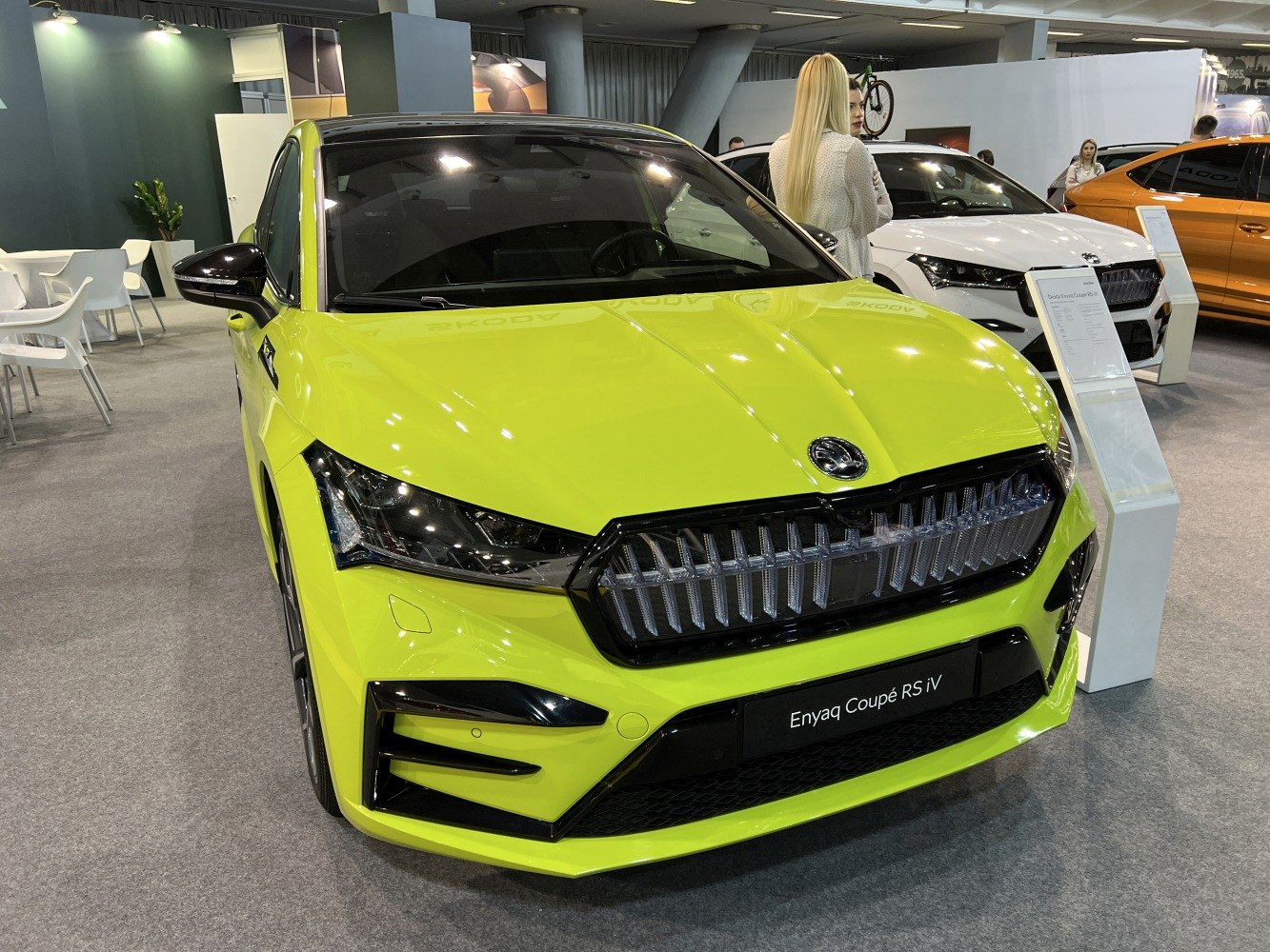 Front view and distinctive grille of a modern electric SUV