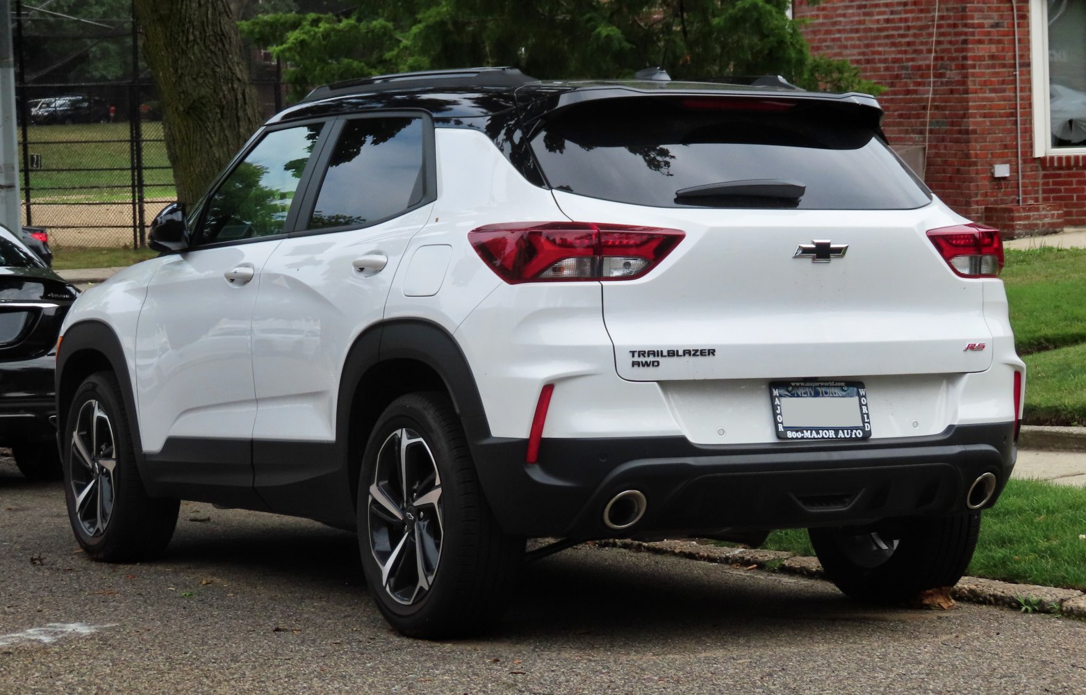 Compact SUV rear with dual exhaust and LED taillights