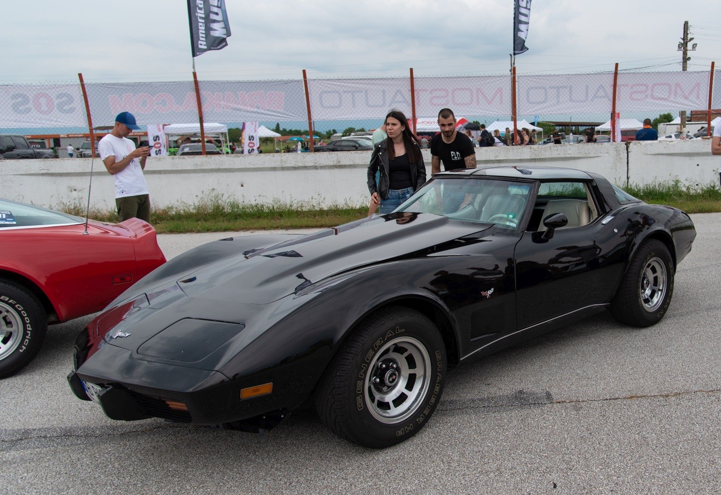 Sleek classic coupe with pop-up headlights and detailed bodywork
