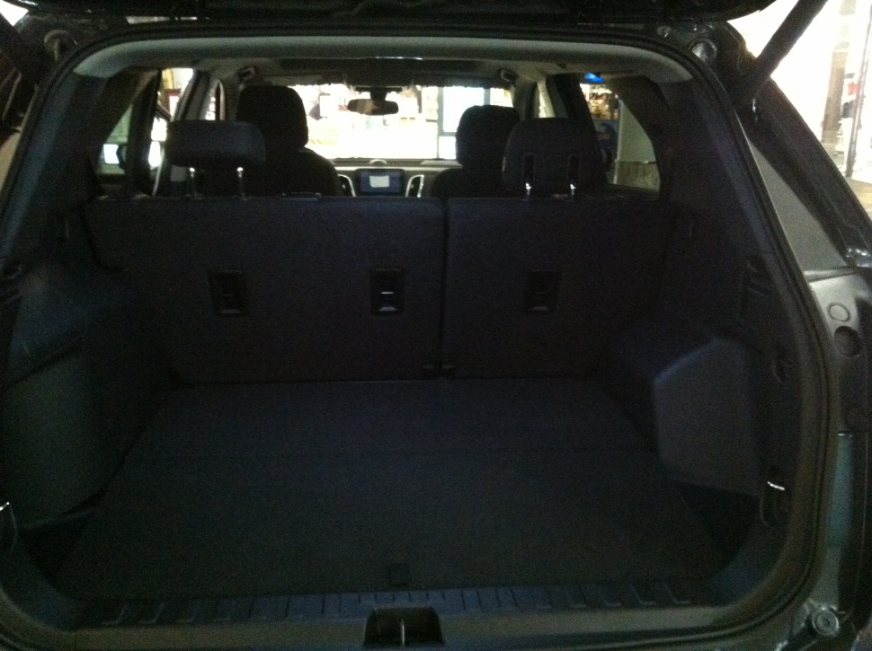 Spacious SUV cargo area with foldable rear seats