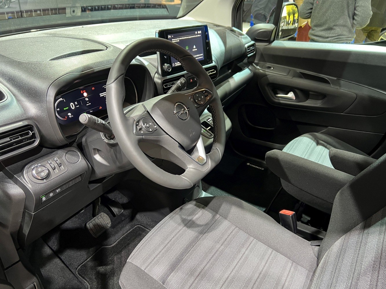 Dashboard with digital instrument cluster and multifunction steering wheel