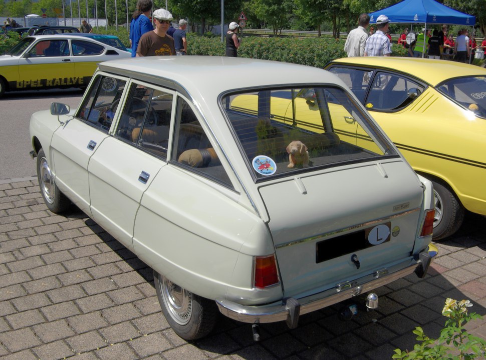Rear view of a vintage 1970s hatchback with classic angular design and compact dimensions.