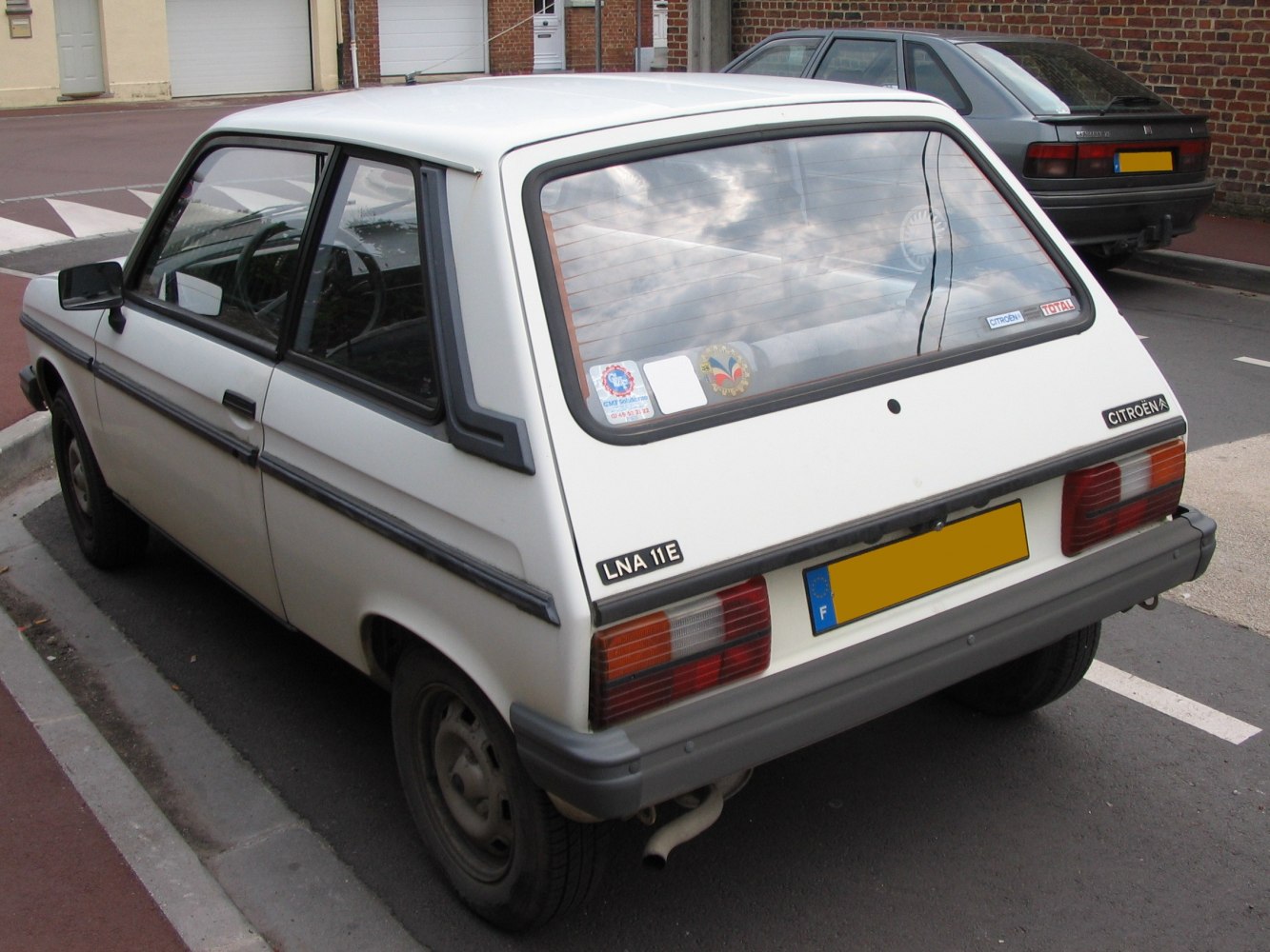 Hatchback rear with taillights and badges