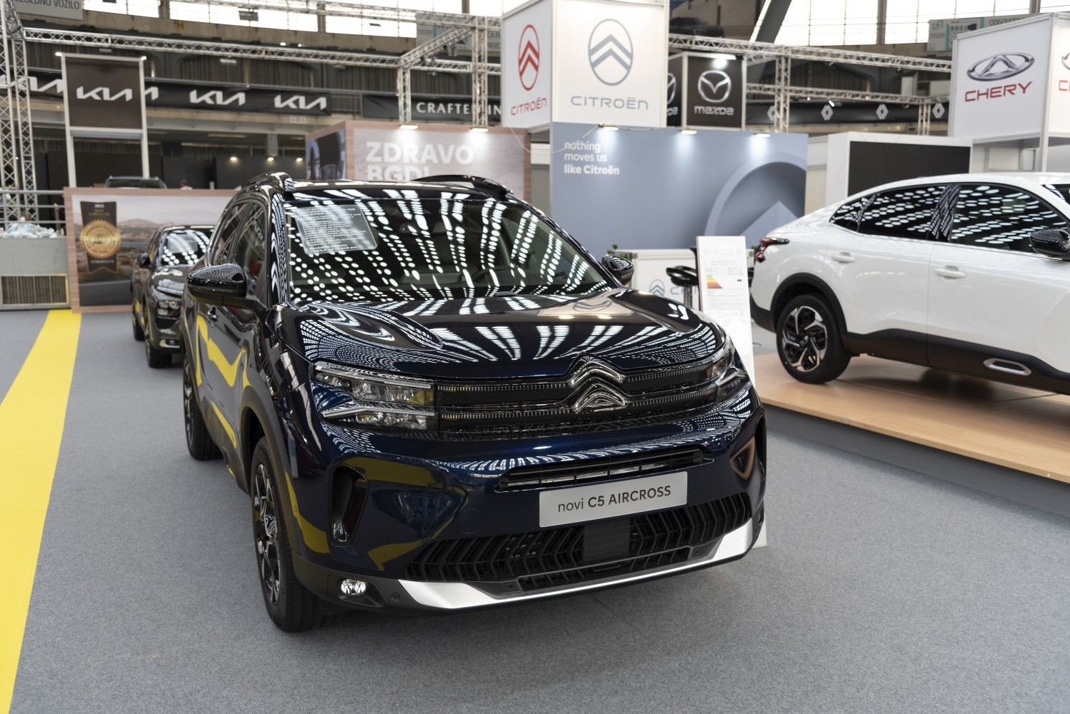 Front grille and LED headlights of a modern SUV.