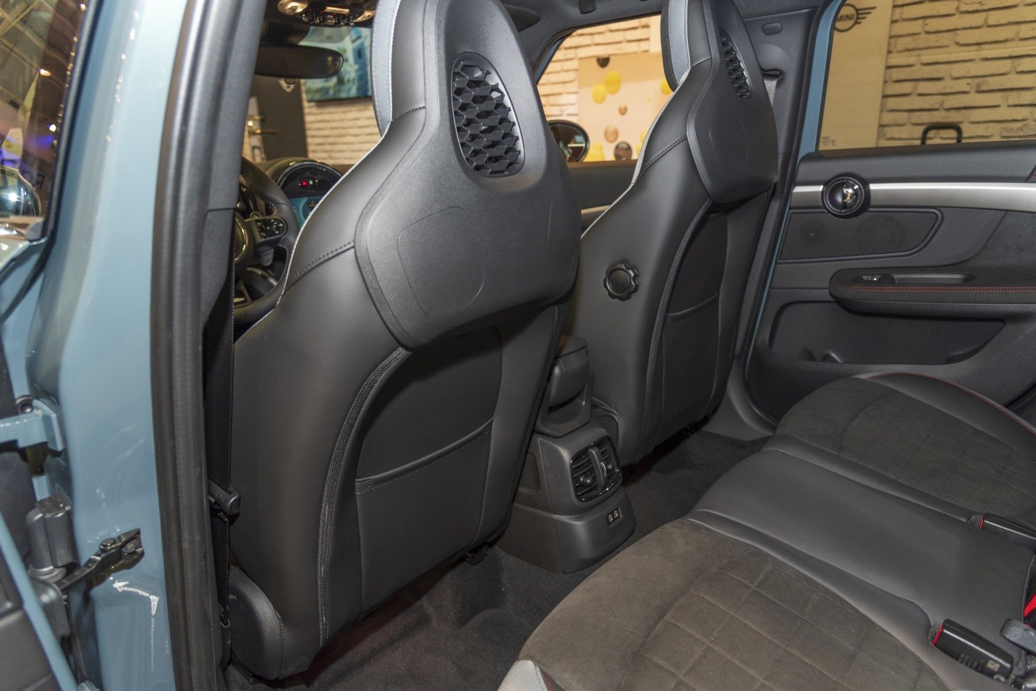 Rear interior view with leather seats and rear air vents