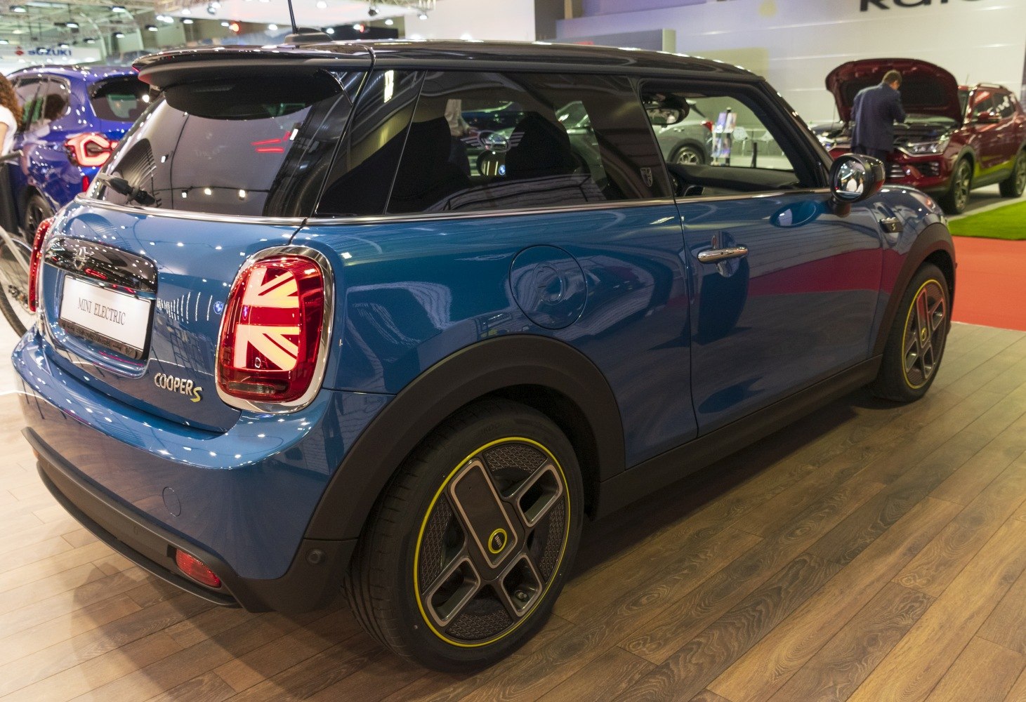 Rear and side view with Union Jack taillights and unique alloy wheels
