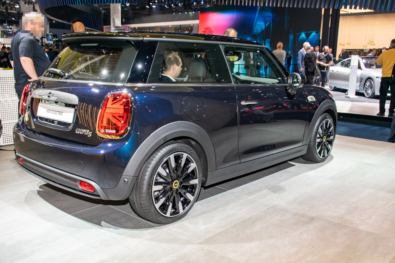 Rear and side profile with Union Jack taillights and black alloy wheels