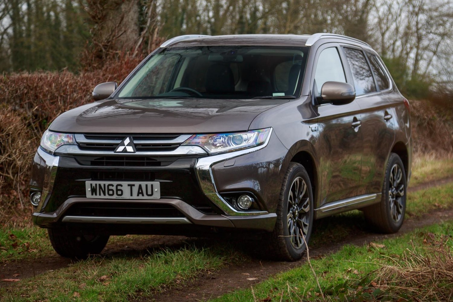 SUV front-side angle with chrome grille and LED headlights