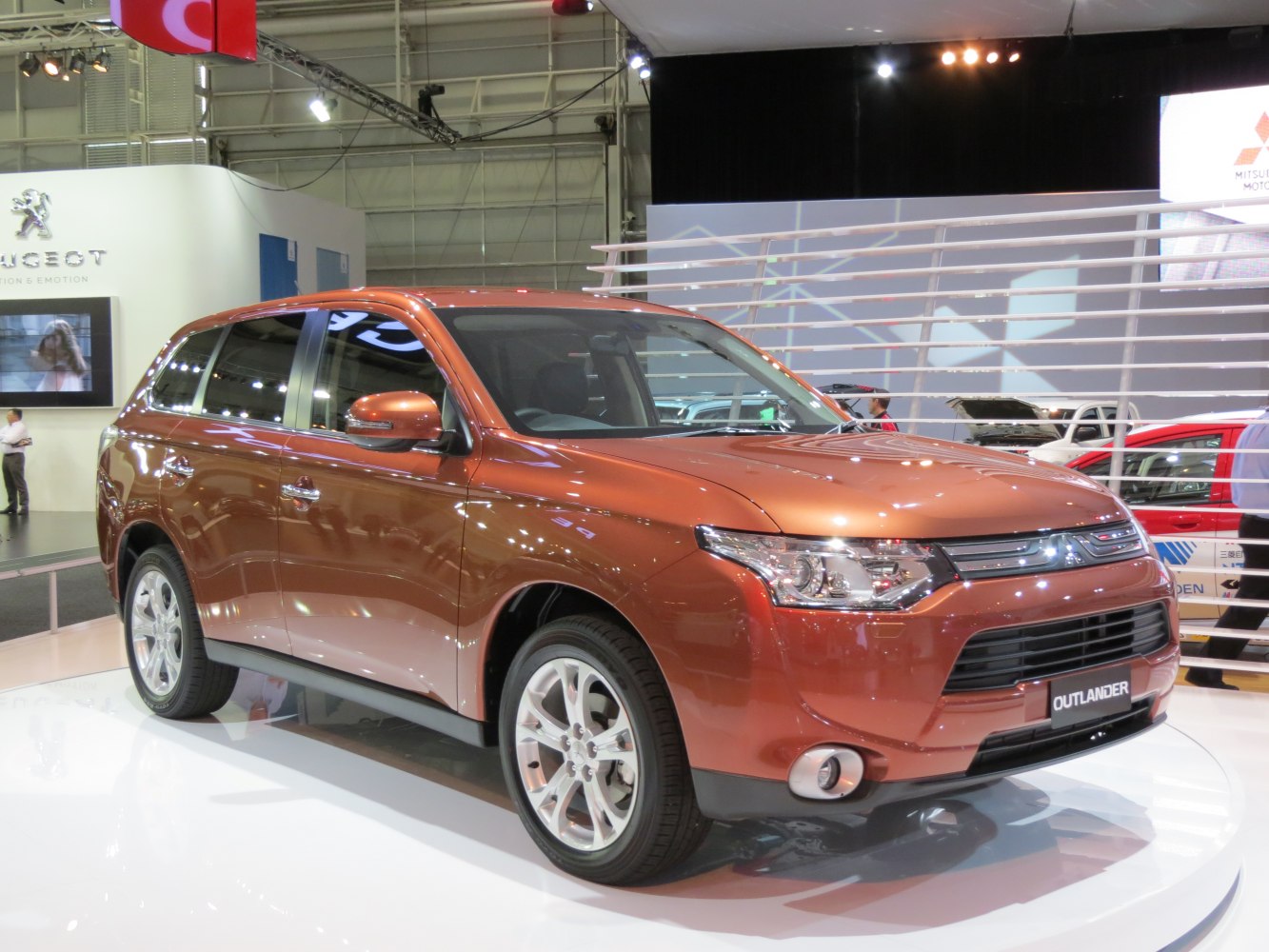 Front side view of urban SUV with alloy wheels