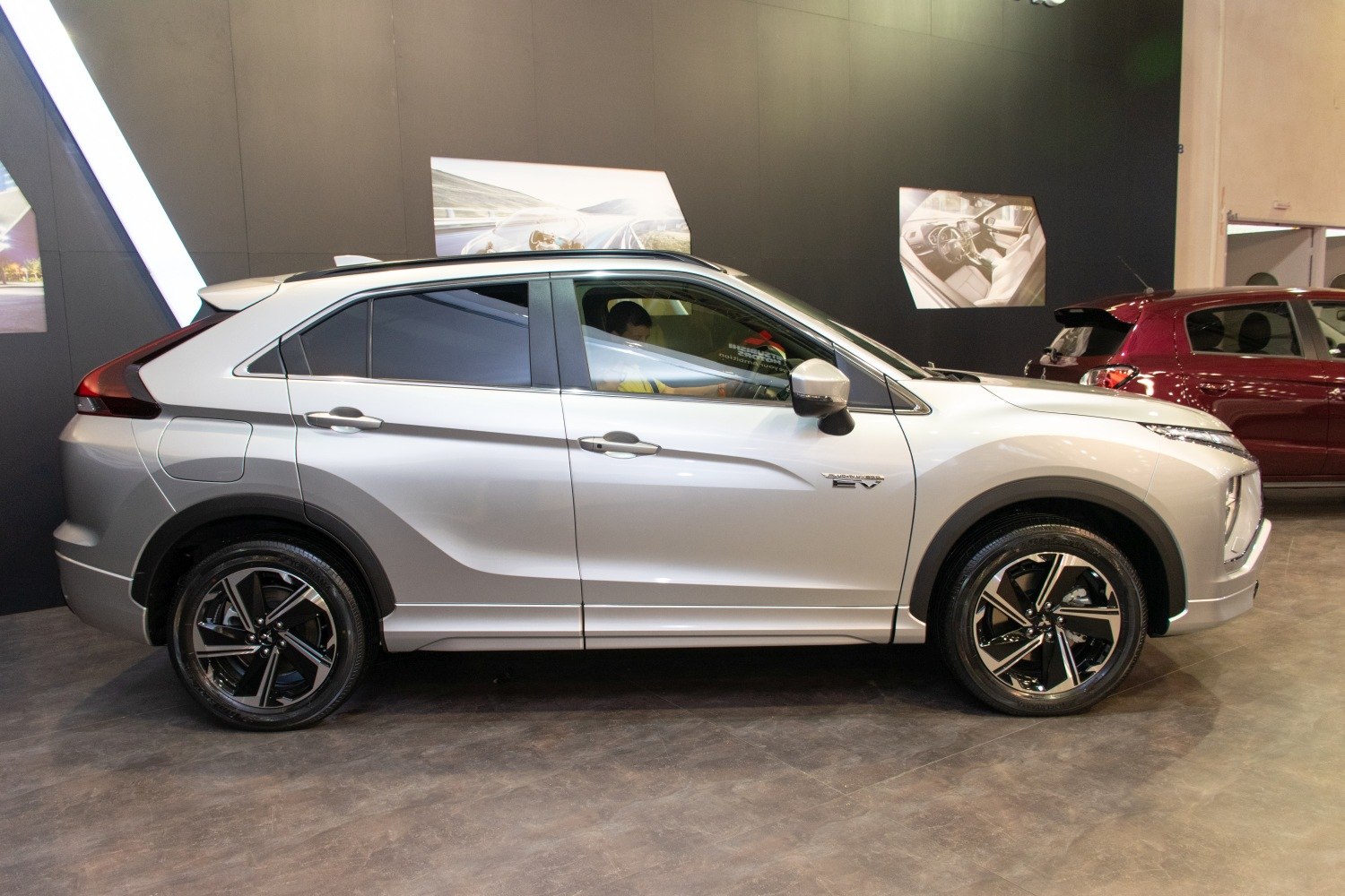 Side profile with alloy wheels and sleek body lines