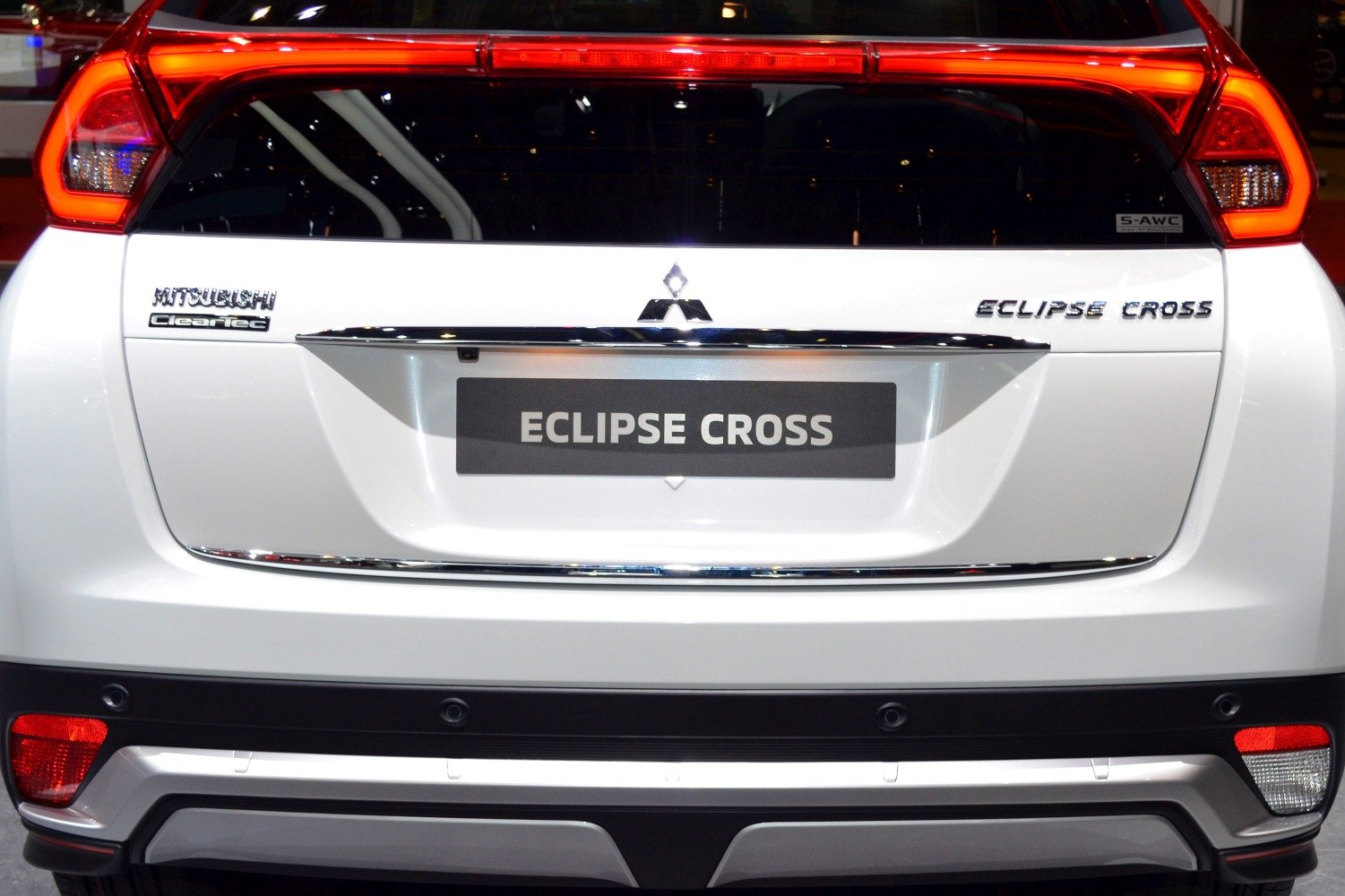 Rear design with LED taillights and distinctive Mitsubishi logo