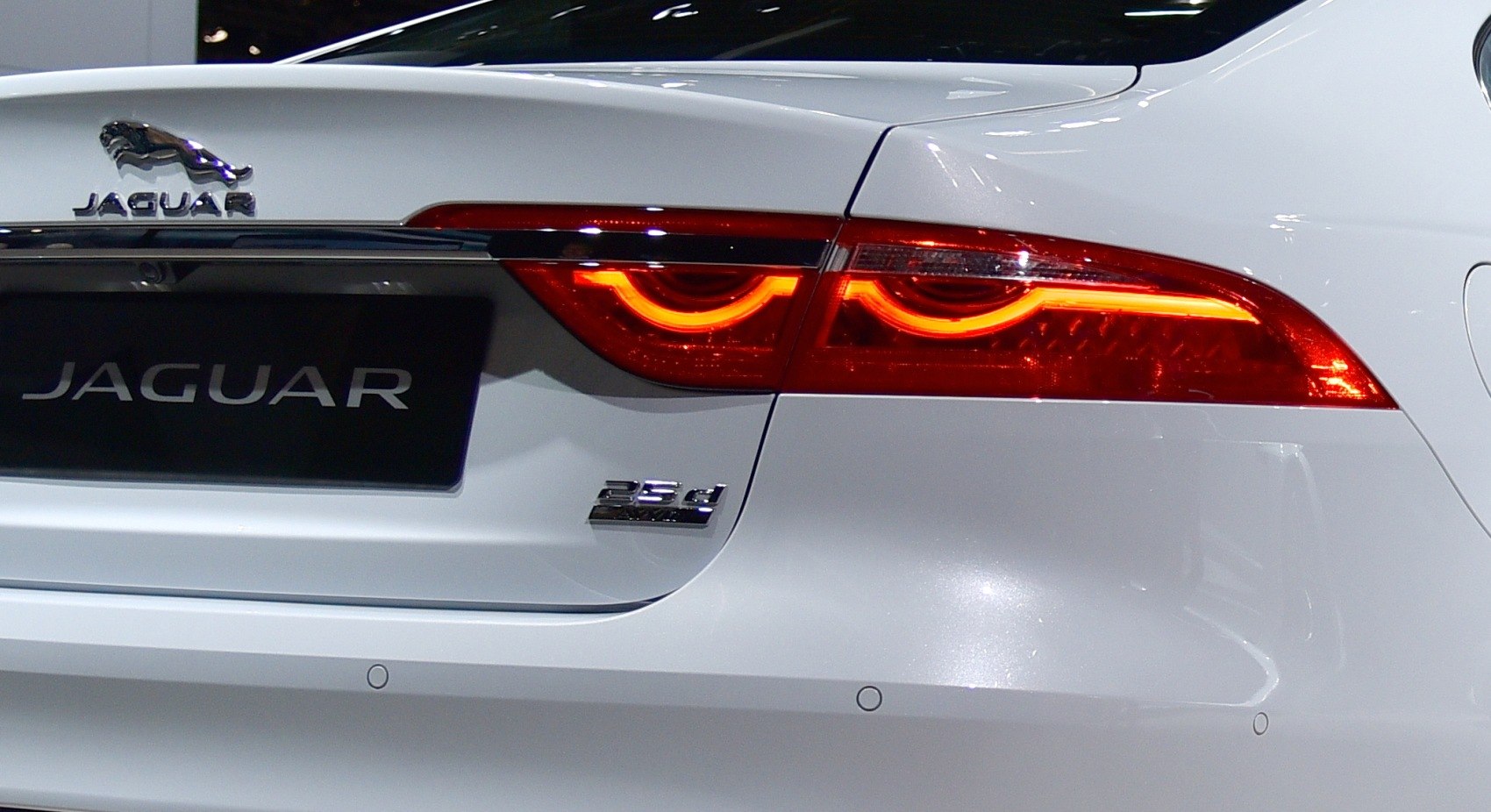 Jaguar XF rear 25d badge and distinctive LED tail light design