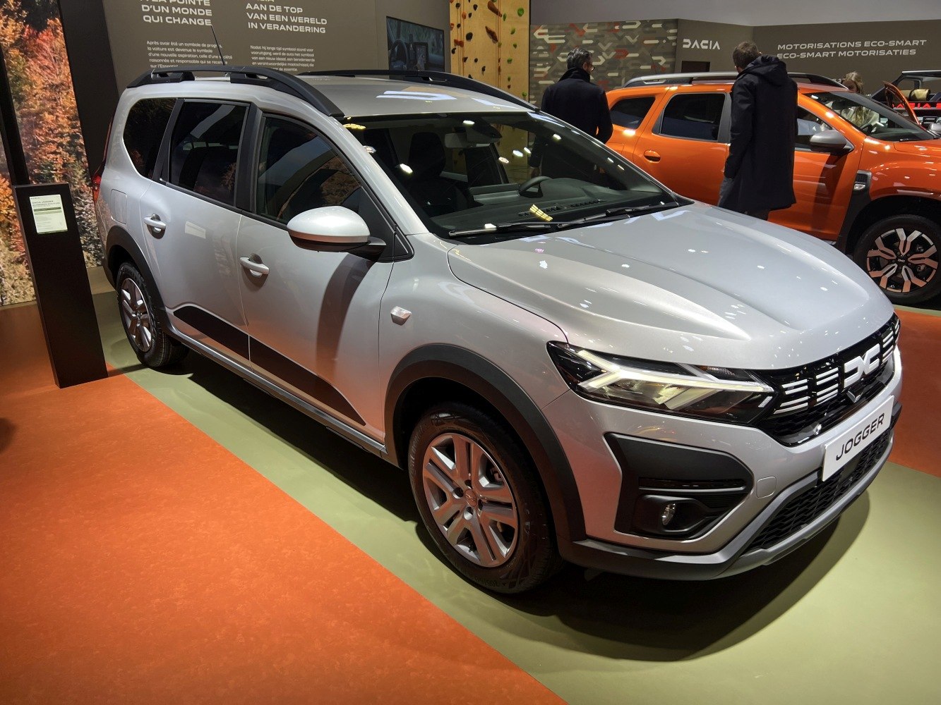 Front LED headlights and side profile with roof rails and alloy wheels