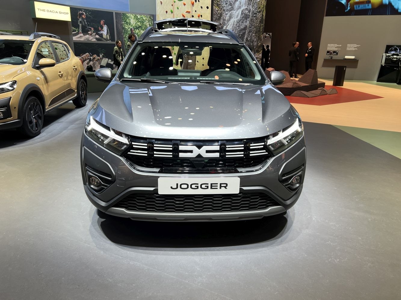 Front view with modern grille and headlights of a compact SUV