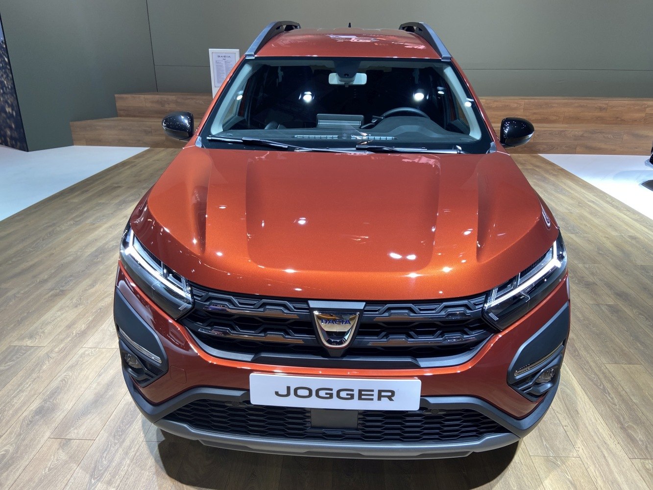 Front view with LED headlights and distinctive grille design