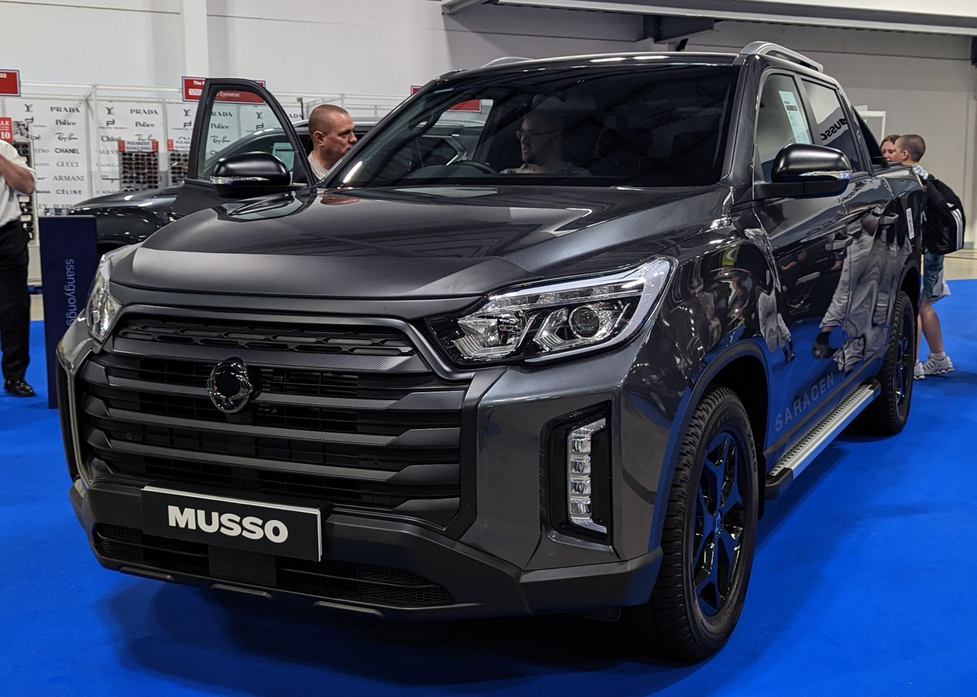 Front grille and headlight design of a modern pickup truck