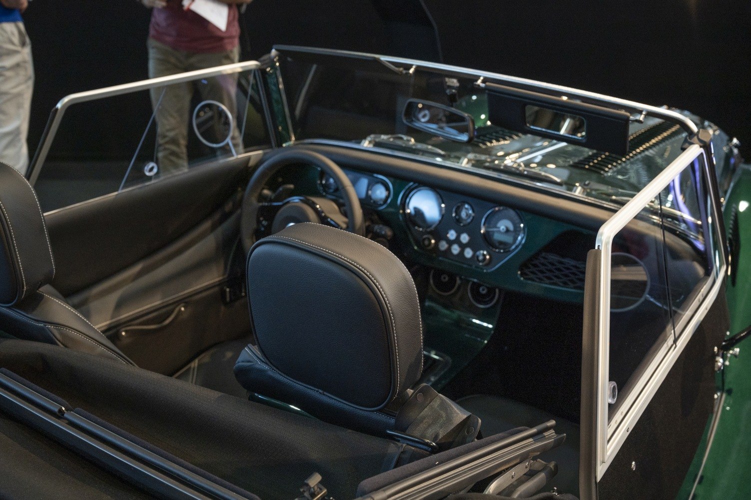 Convertible interior with classic dashboard and leather seats