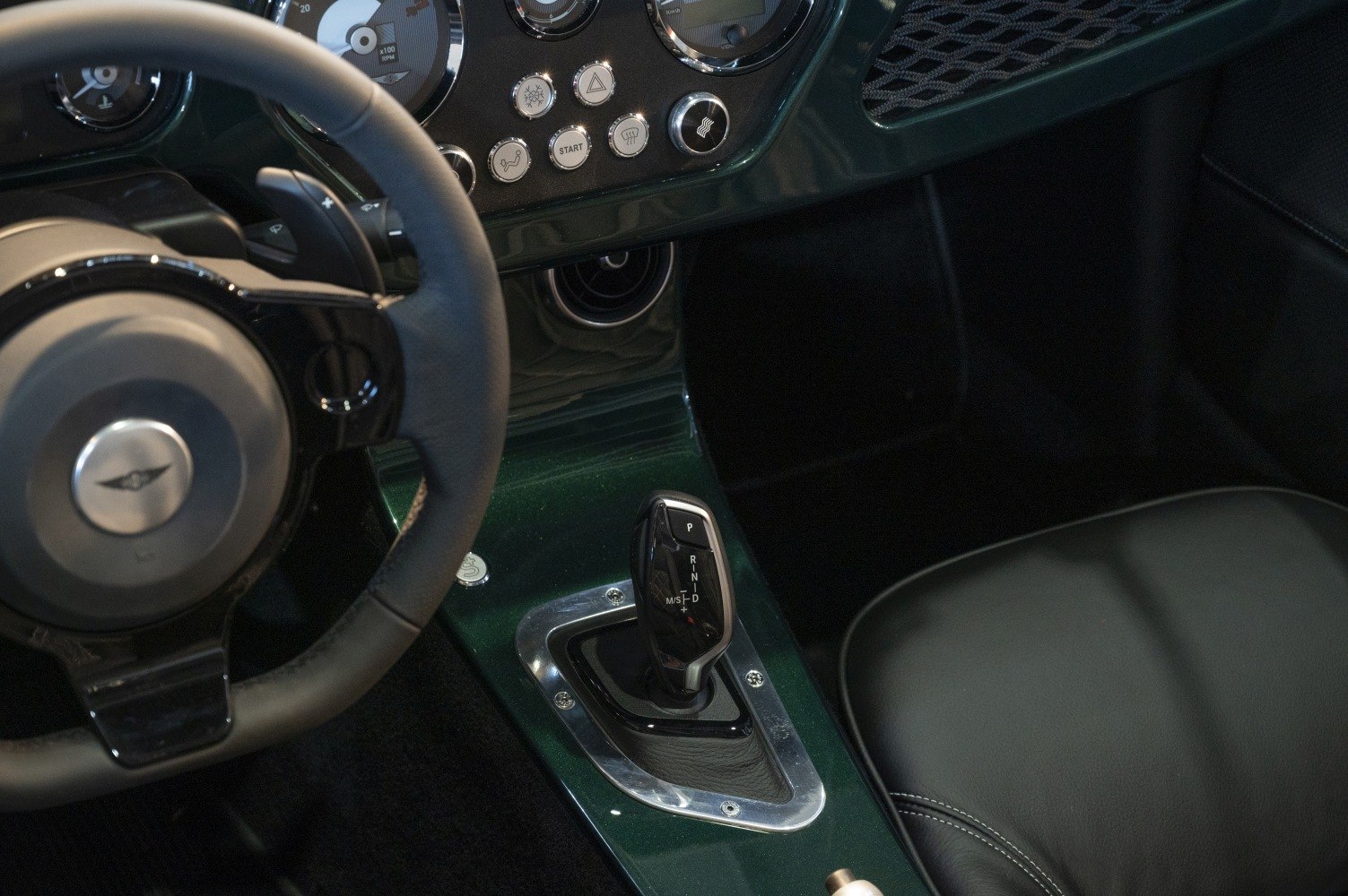 Interior gear shift lever and dashboard with control buttons