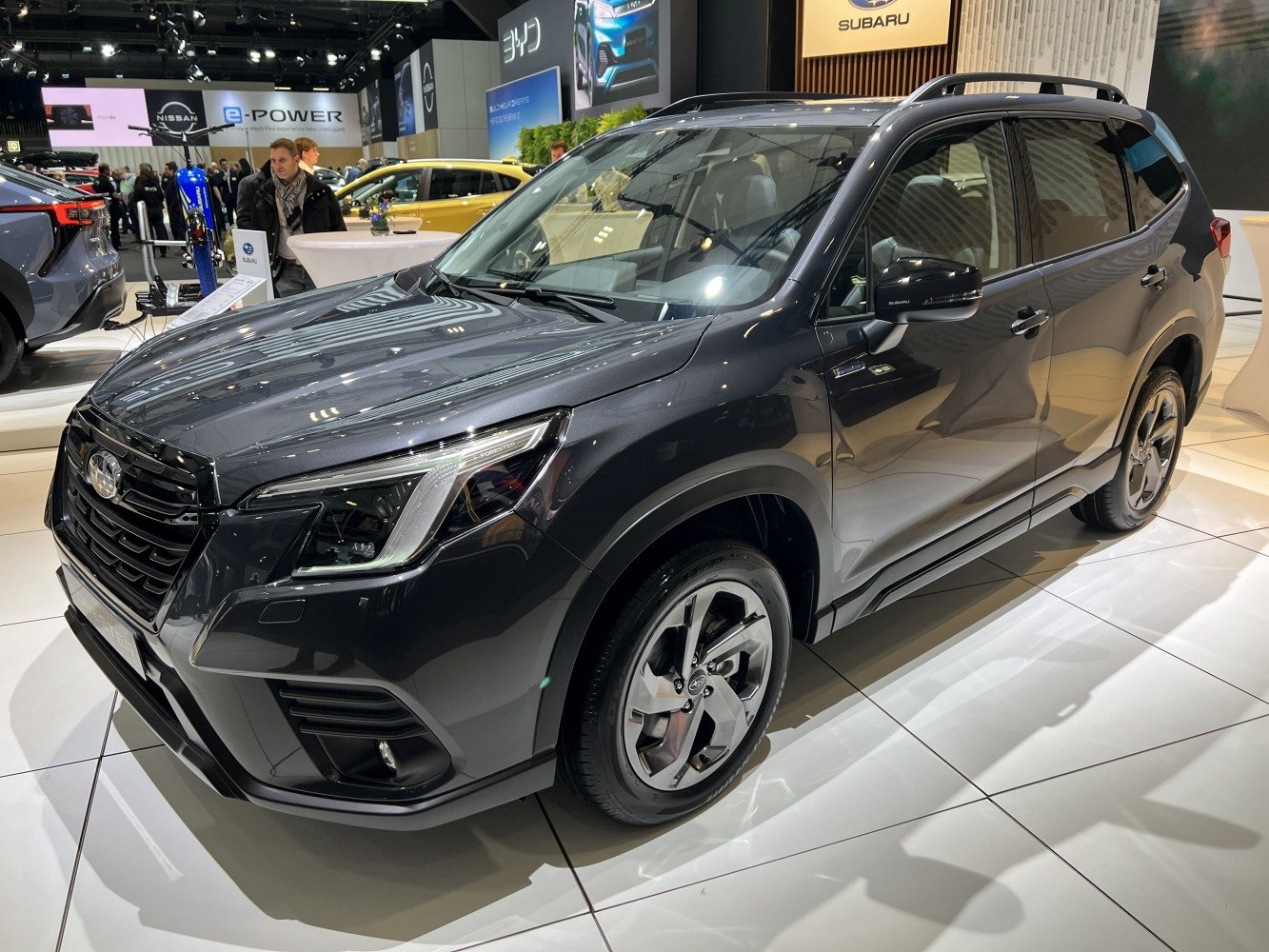 Front and side profile of a modern SUV with LED headlights and alloy wheels