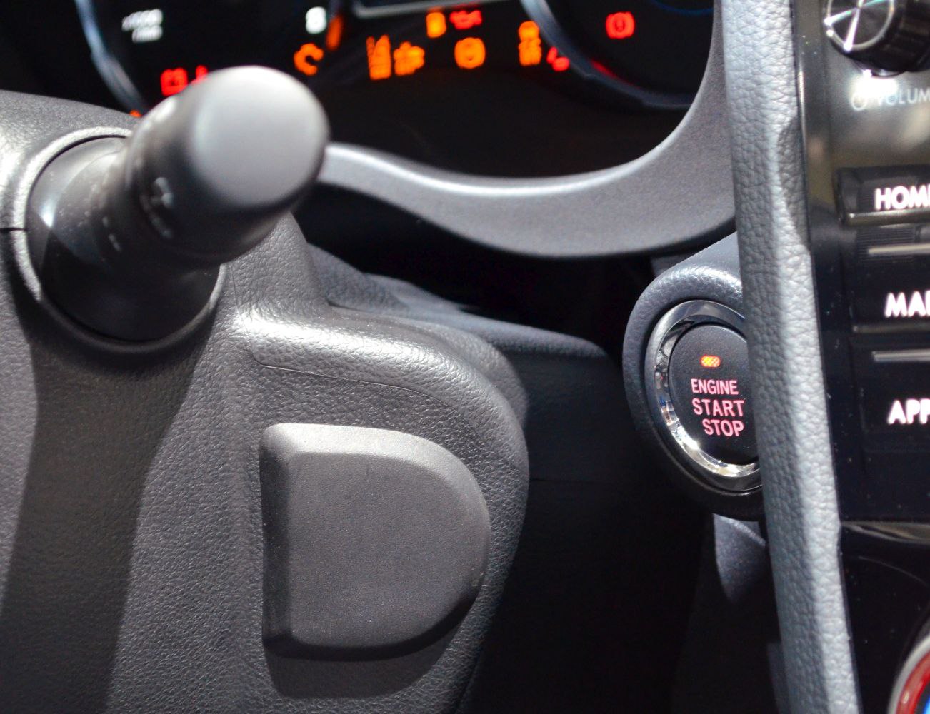Push-button engine start/stop with dashboard controls