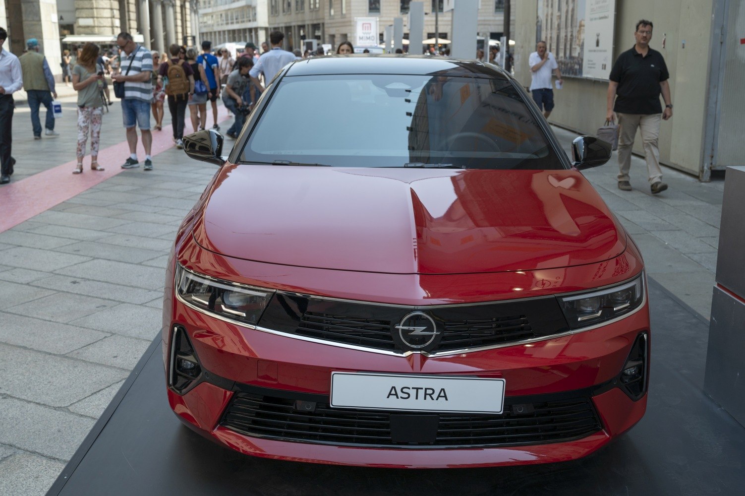 Front fascia with sleek headlights and modern grille