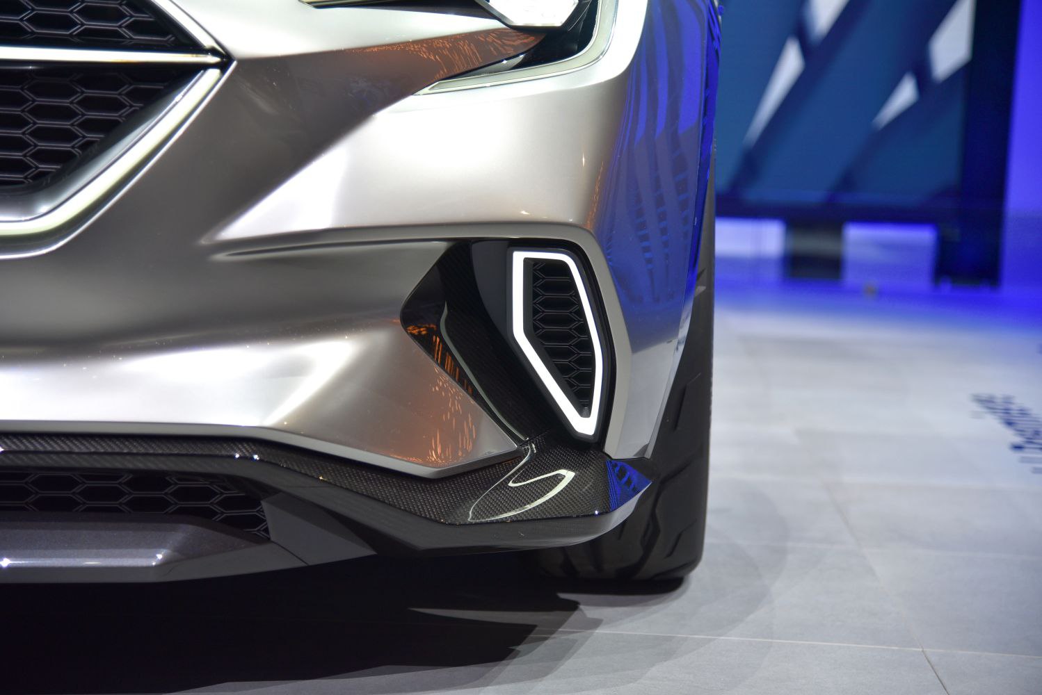 Front bumper with LED fog light and carbon fiber trim