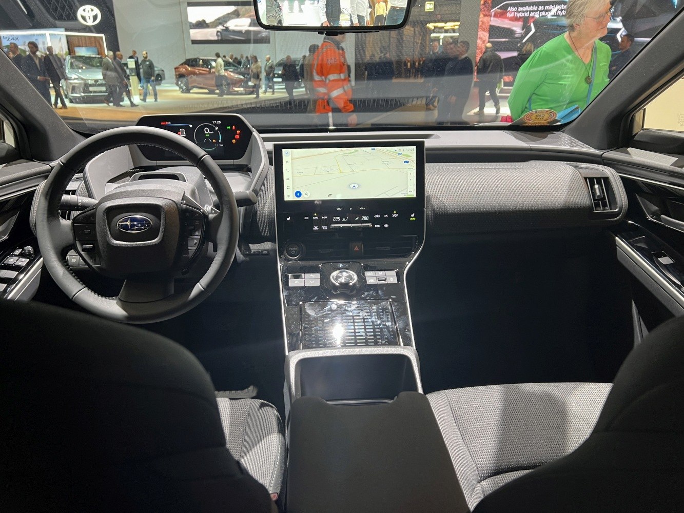 Digital dashboard and large central touchscreen with modern console design