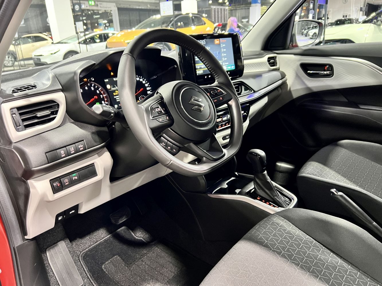 Multifunction steering wheel, digital dashboard, touchscreen infotainment