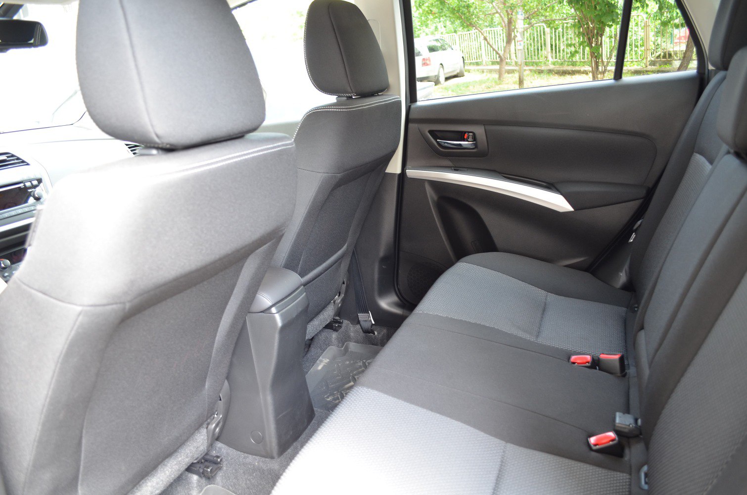 Rear interior seats with fabric upholstery and spacious legroom