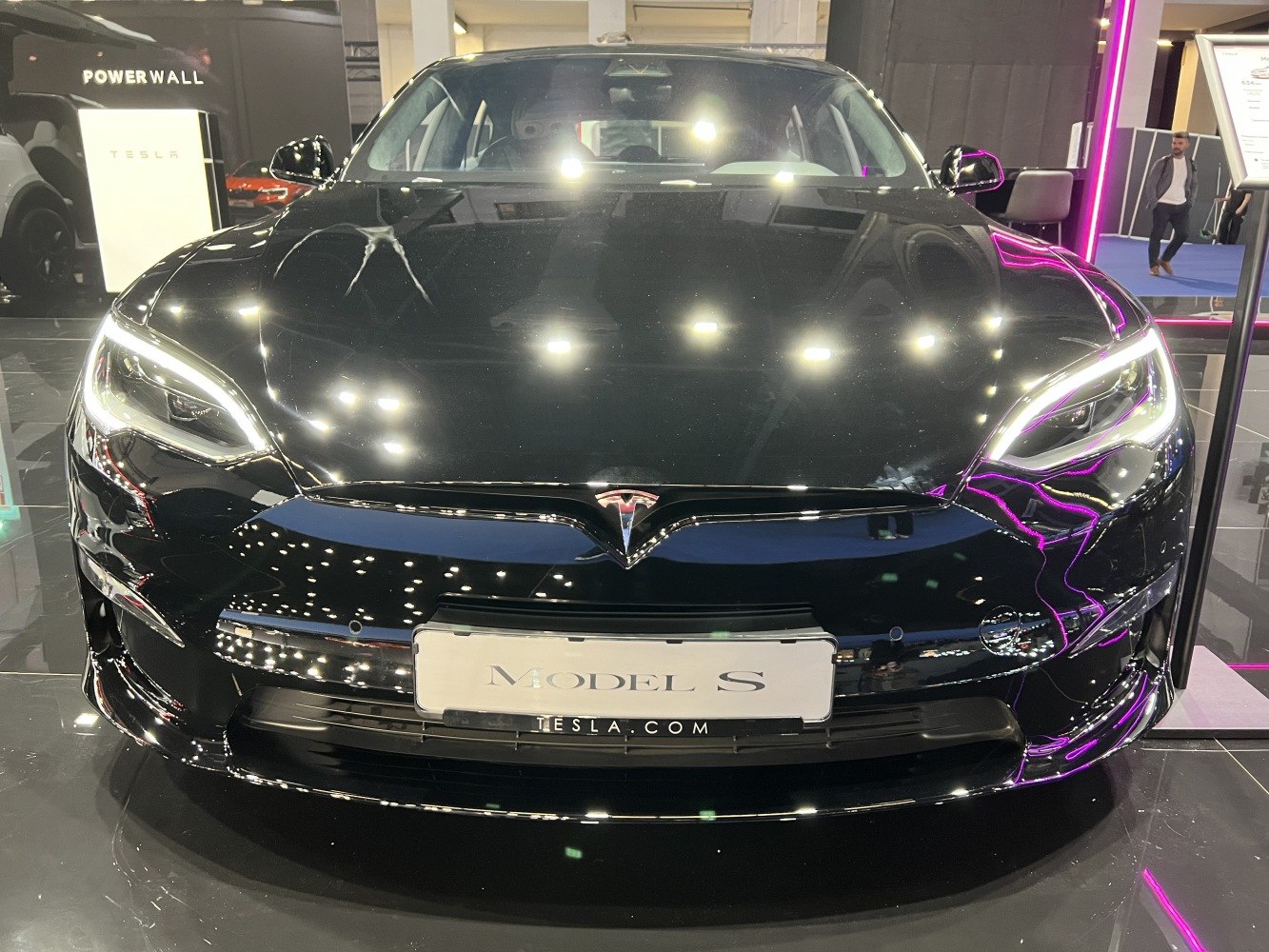 Front view with LED headlights and aerodynamic design