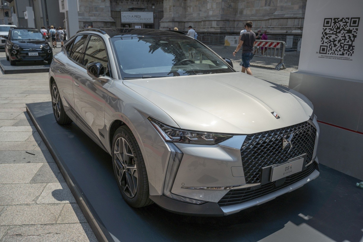 Sharp LED headlights and diamond-pattern front grille