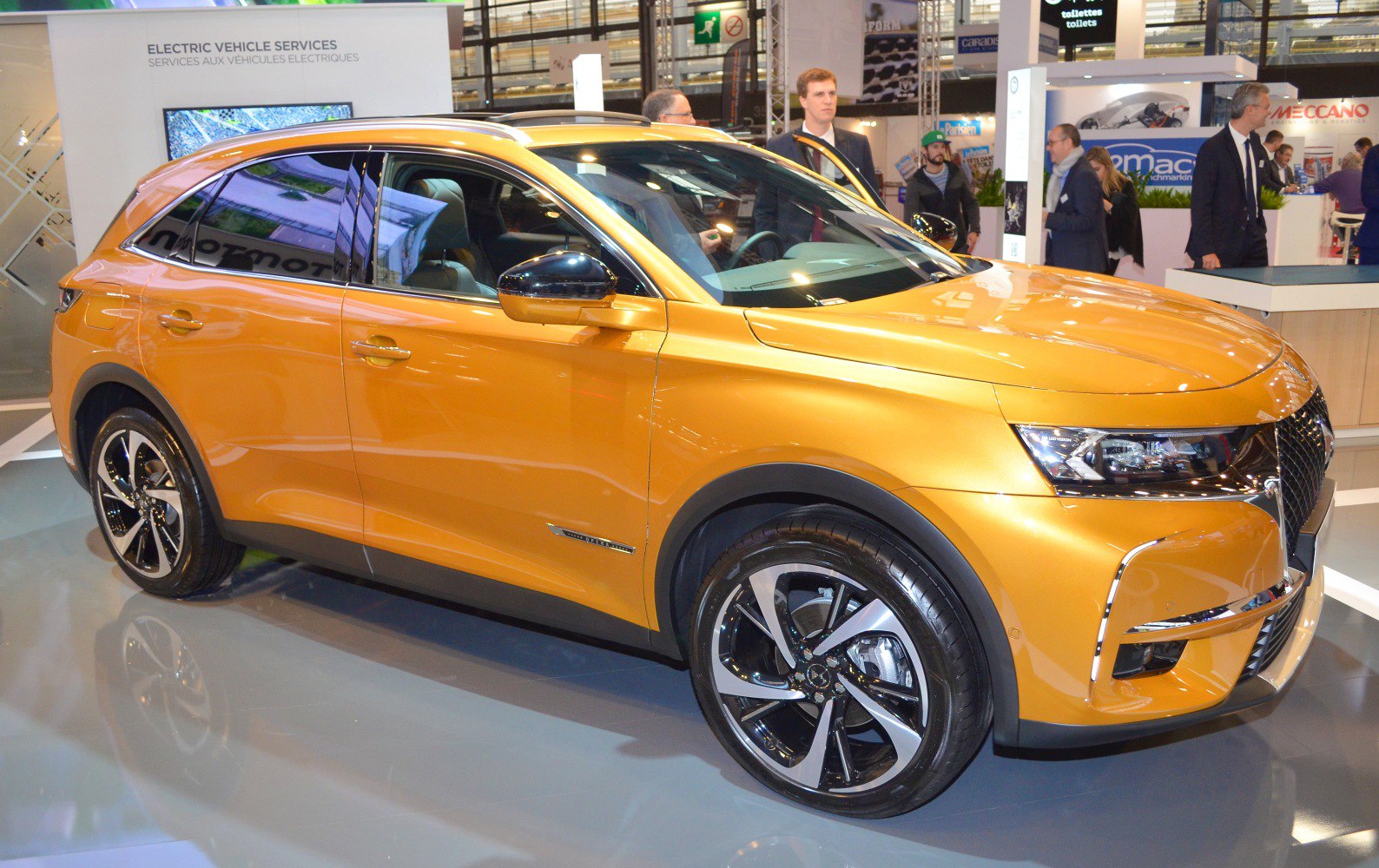 LED headlights and alloy wheels on SUV side profile