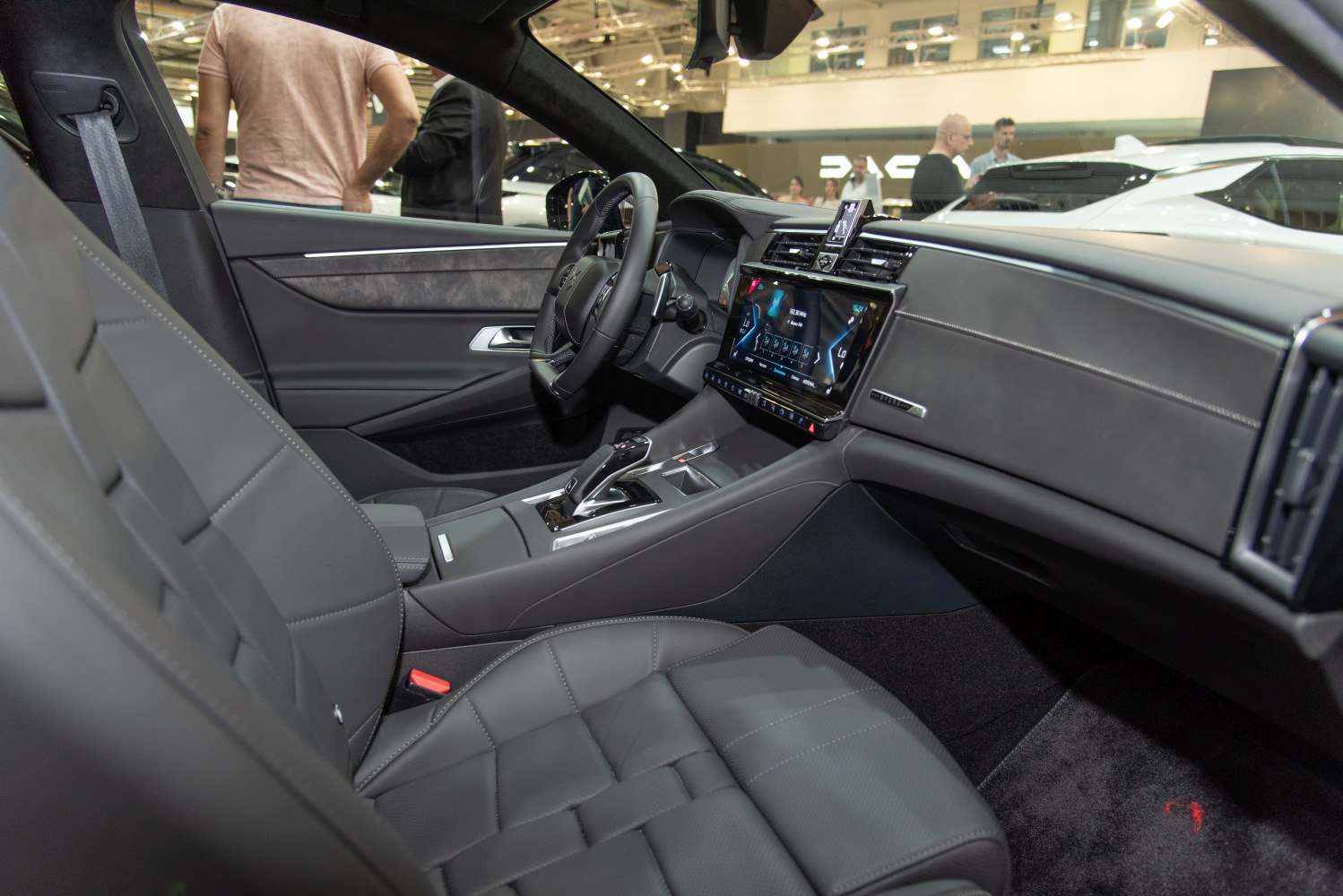 Leather seats and digital dashboard with automatic gear lever