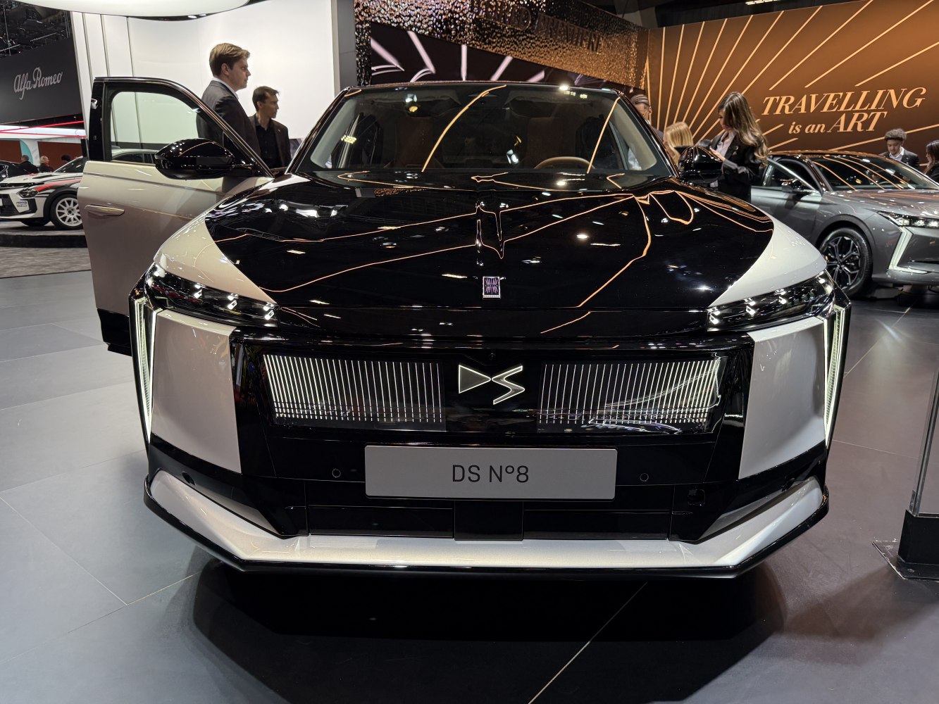 Front view with LED grille and vertical daytime running lights
