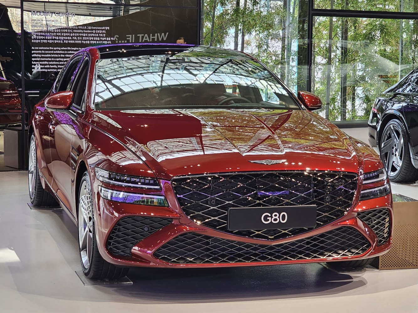 Front grille and LED headlight design with luxury sedan styling