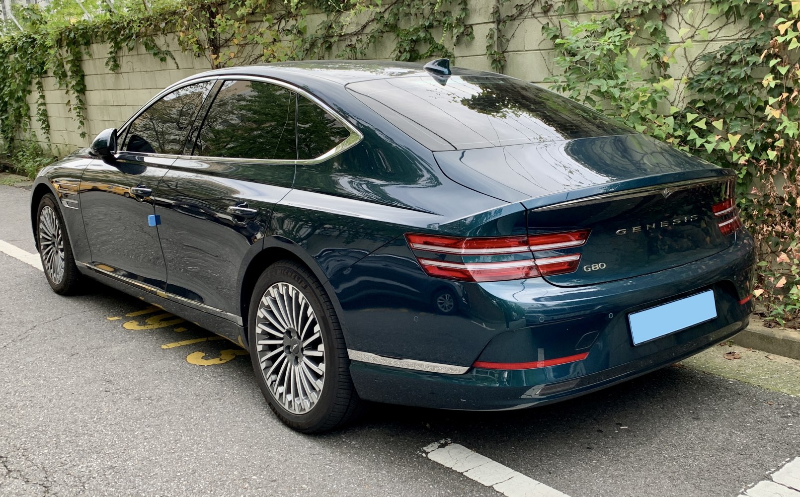 Rear design with signature quad horizontal taillights and alloy wheels